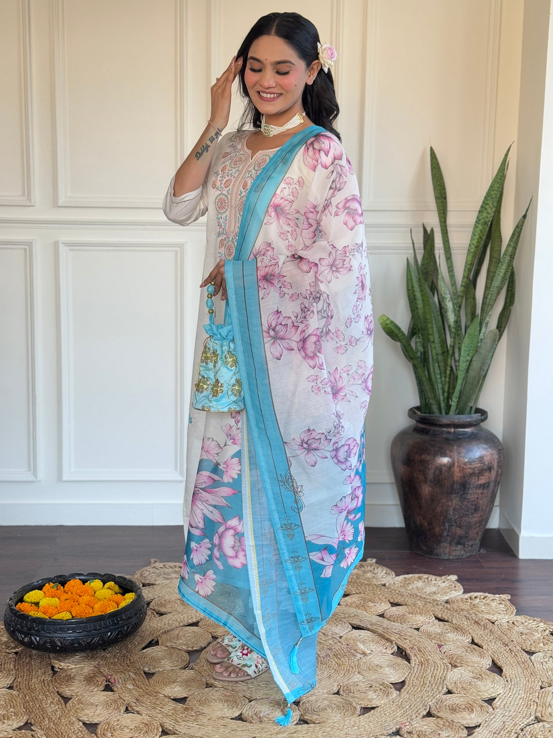 Amazing Off-White Thread Embroidered Viscose Pant Suit With Dupatta