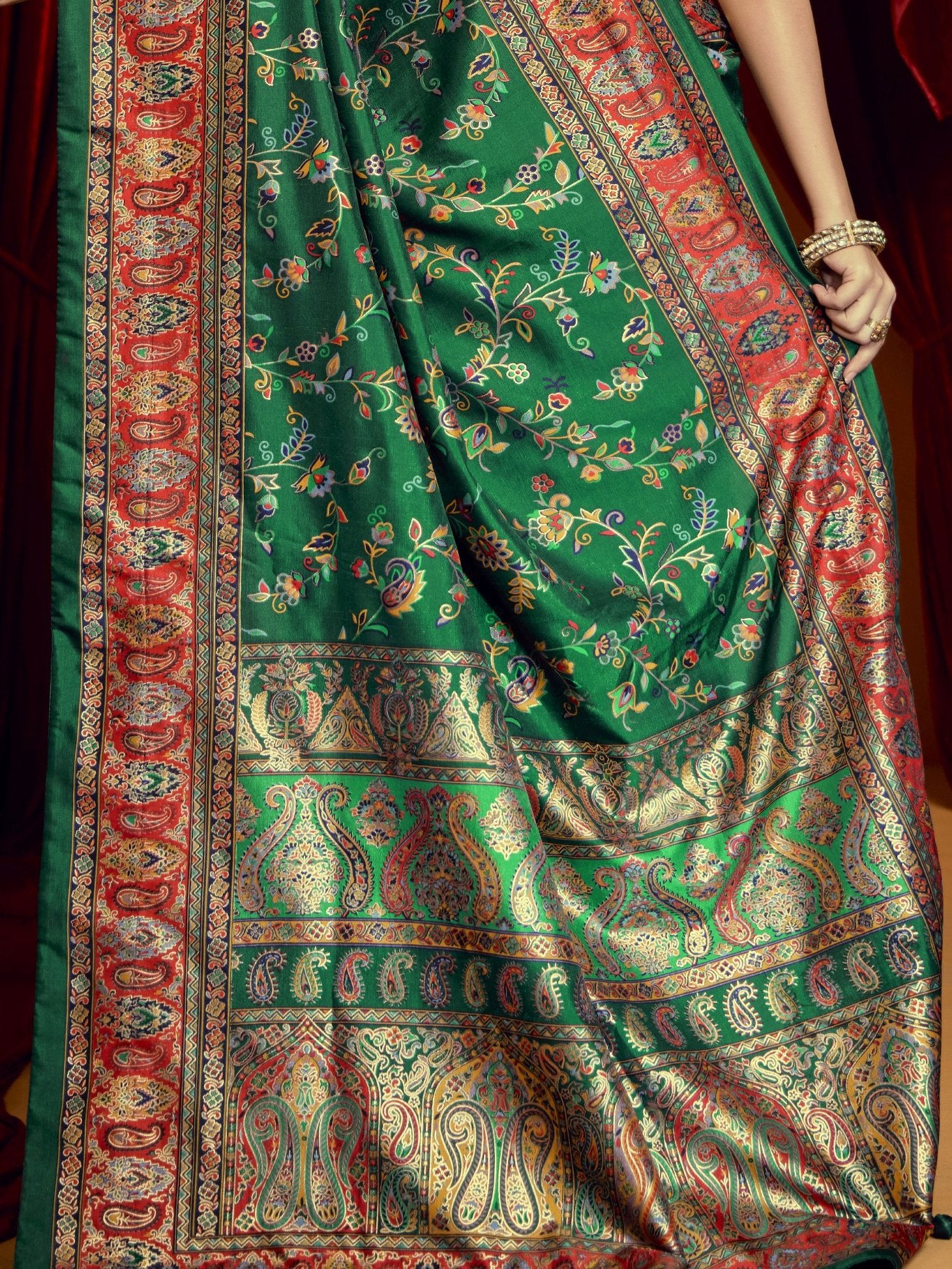 Alluring Bottle Green Paisley Printed Tussar Silk Mehendi Wear Saree