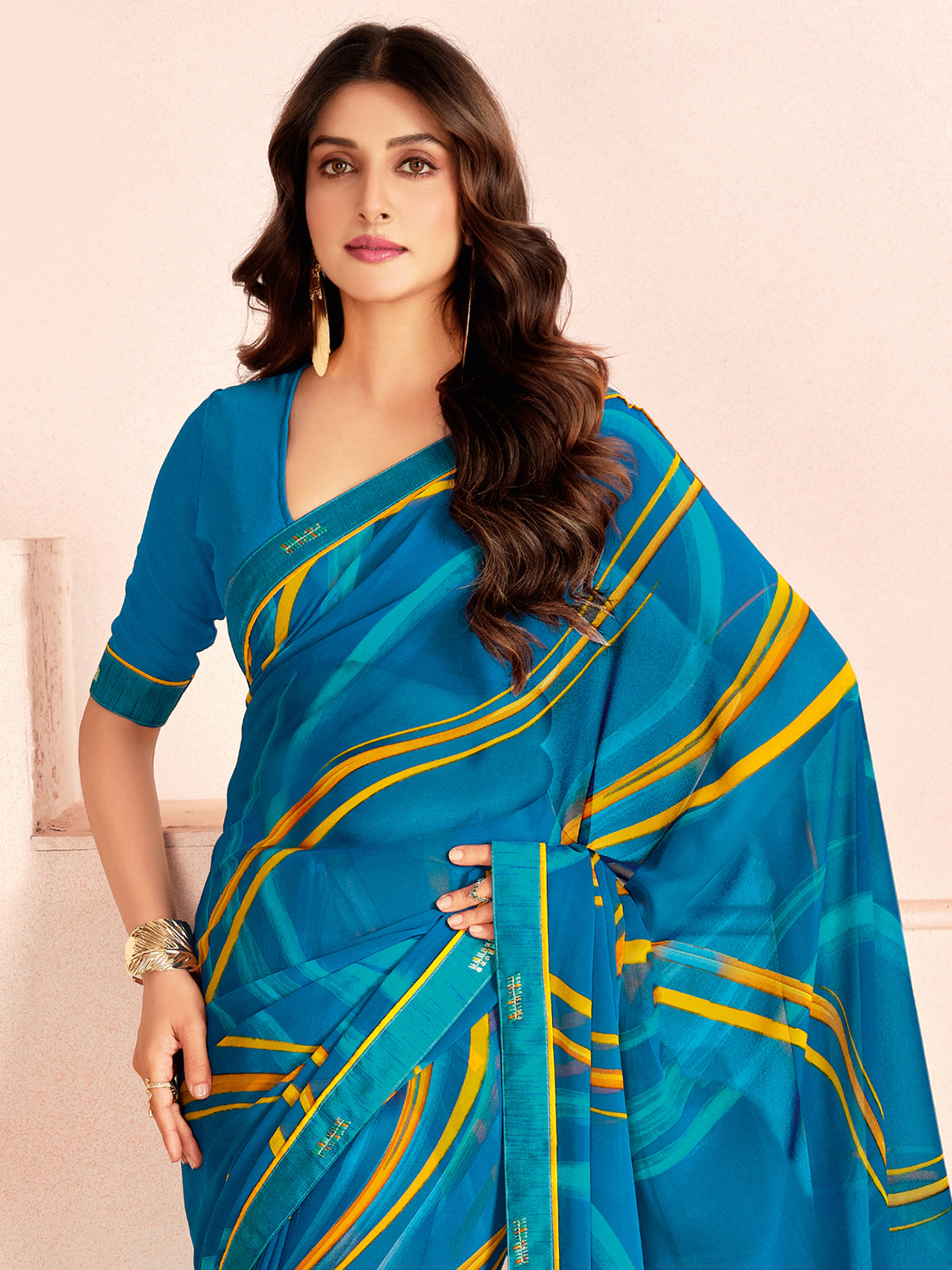 Glamorous Blue Digital Printed Georgette Casual Wear Saree With Blouse