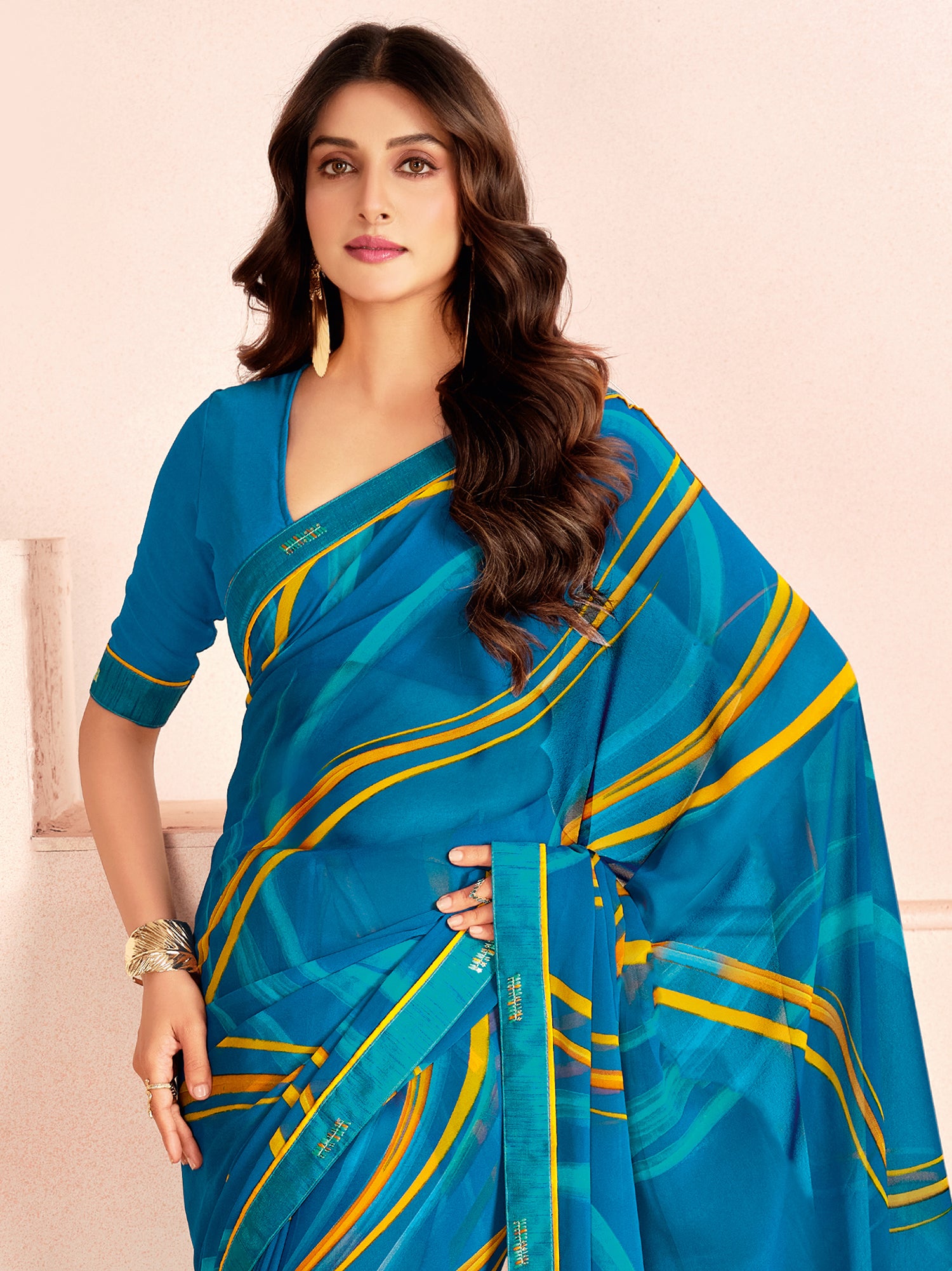 Glamorous Blue Digital Printed Georgette Casual Wear Saree With Blouse