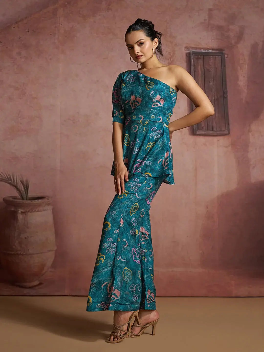 Superior Teal Blue Floral Printed Muslin Silk Cocktail Wear Peplum Co-Ord Set