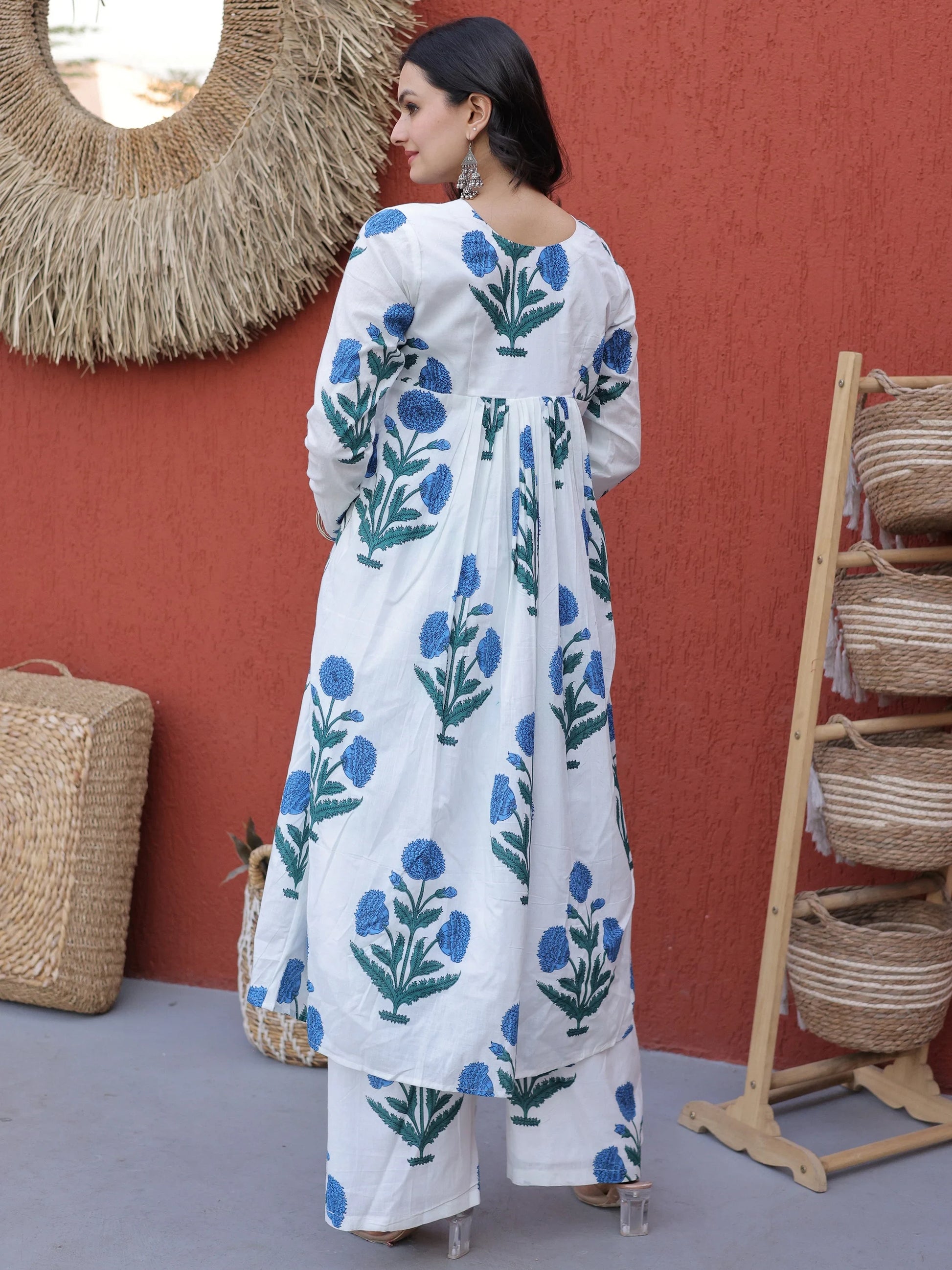 Awesome White Floral Printed Cotton Office Wear Kurta With Pant