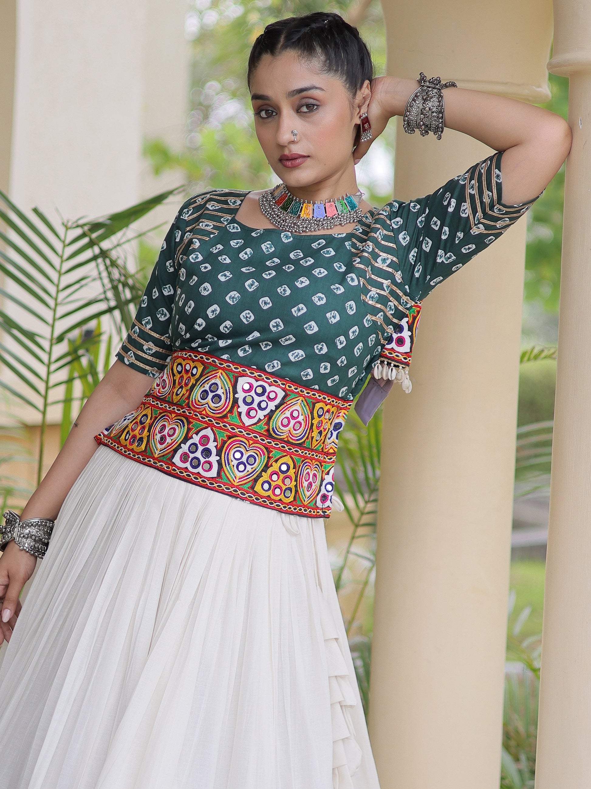 Stylish Green Gamthi Embroidered Cotton Navratri Wear Lehenga Choli