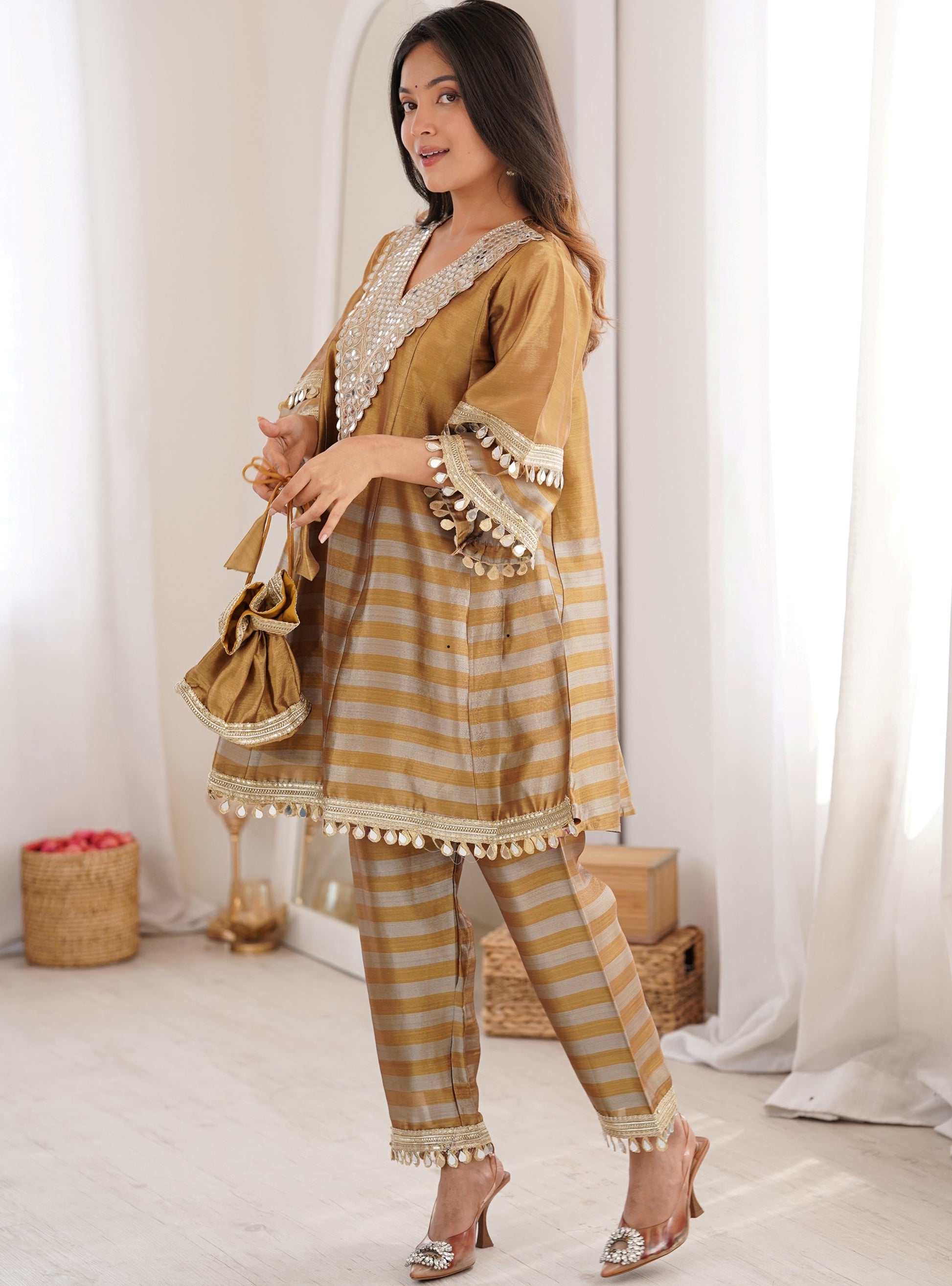 Stunning Golden Mirror Work Tissue  Co-Ord Set With Batwa