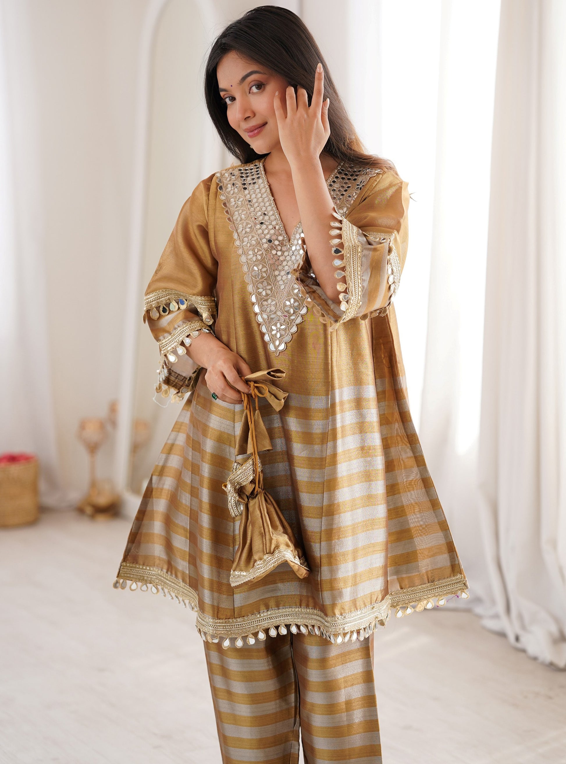 Stunning Golden Mirror Work Tissue  Co-Ord Set With Batwa