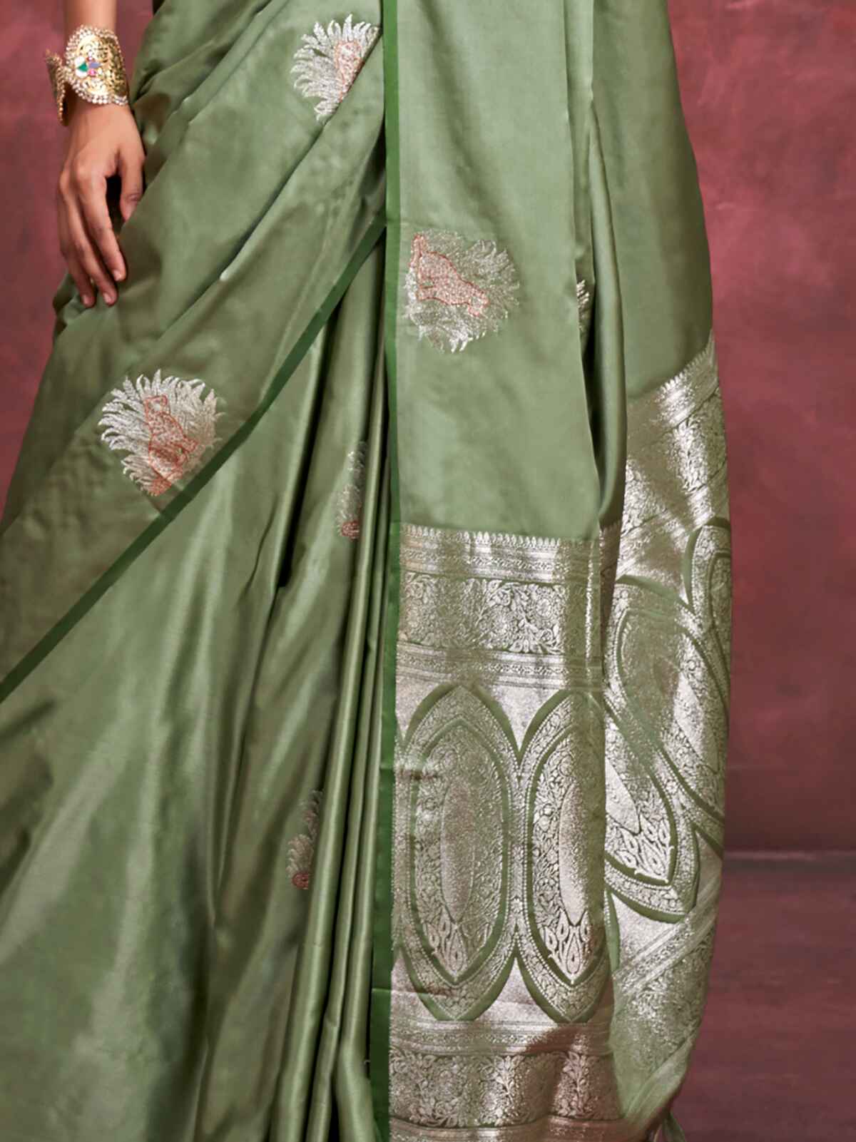 Enchanting Olive Green Zari Weaving Silk Banarasi Saree With Blouse