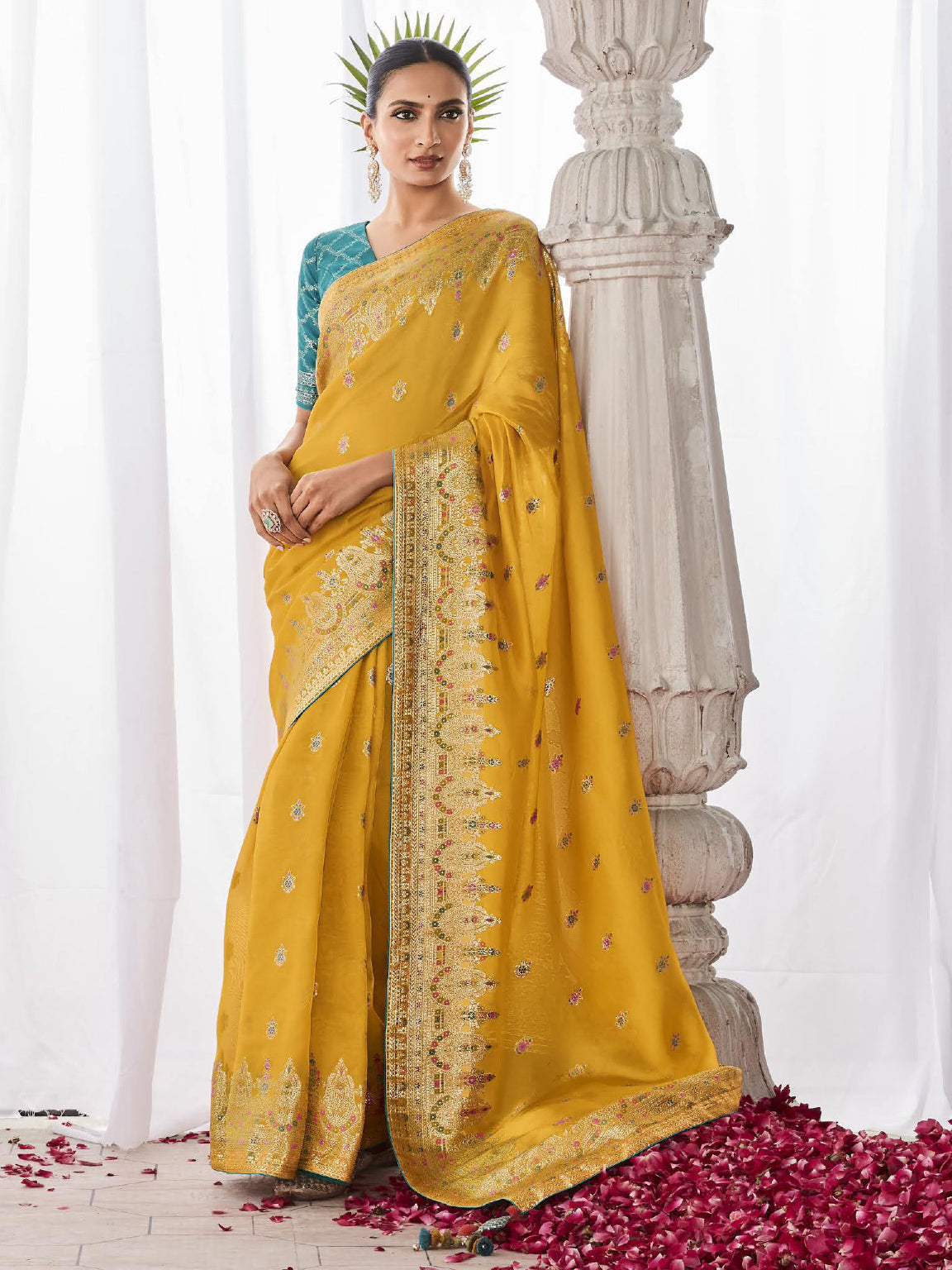 Stunning Yellow Zari Weaving Silk Haldi Wear Saree With Blouse