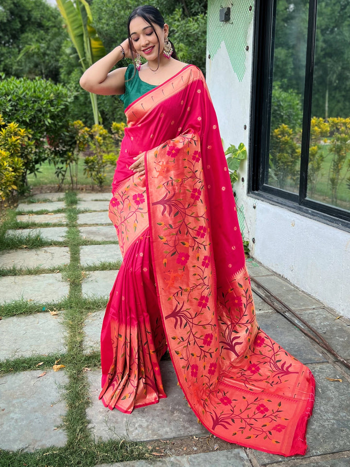 Mesmerizing Pink Woven Paithani Silk Classic Saree With Blouse
