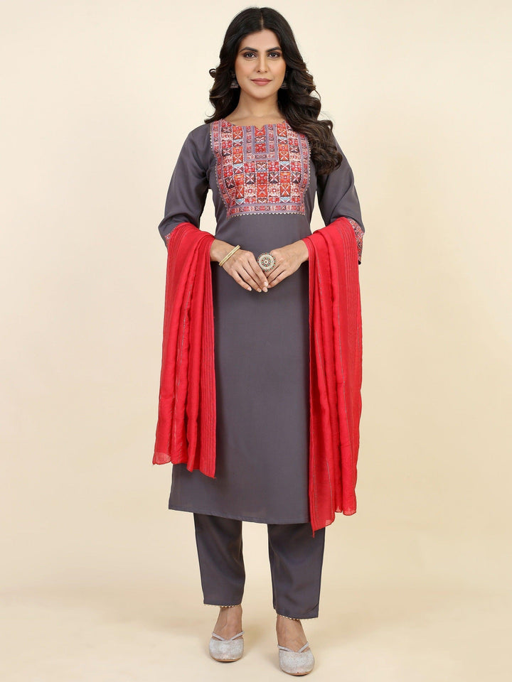 Fancified Grey Digital Printed Crepe Events Wear Pant Suit With Dupatta