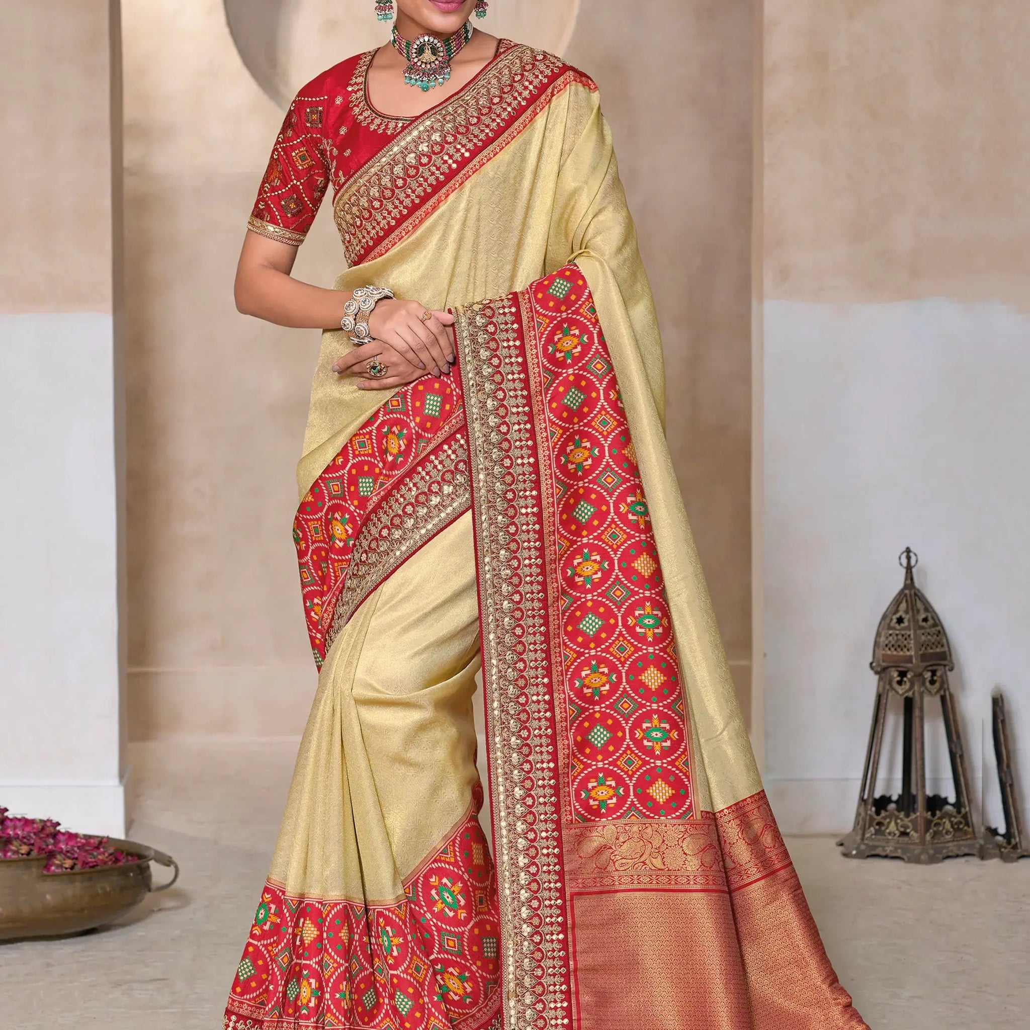 Alluring Cream Weaving Kanjivaram Silk Wedding Saree With Blouse - Zeel Clothing