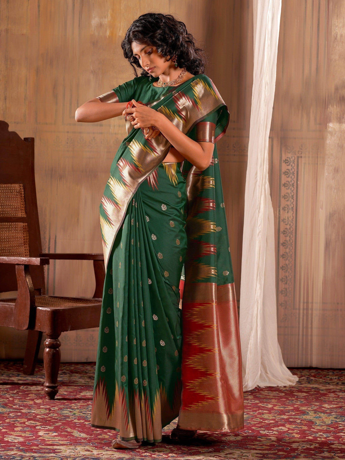 Alluring Green Weaving Silk Festive Wear Saree With Blouse - Zeel Clothing