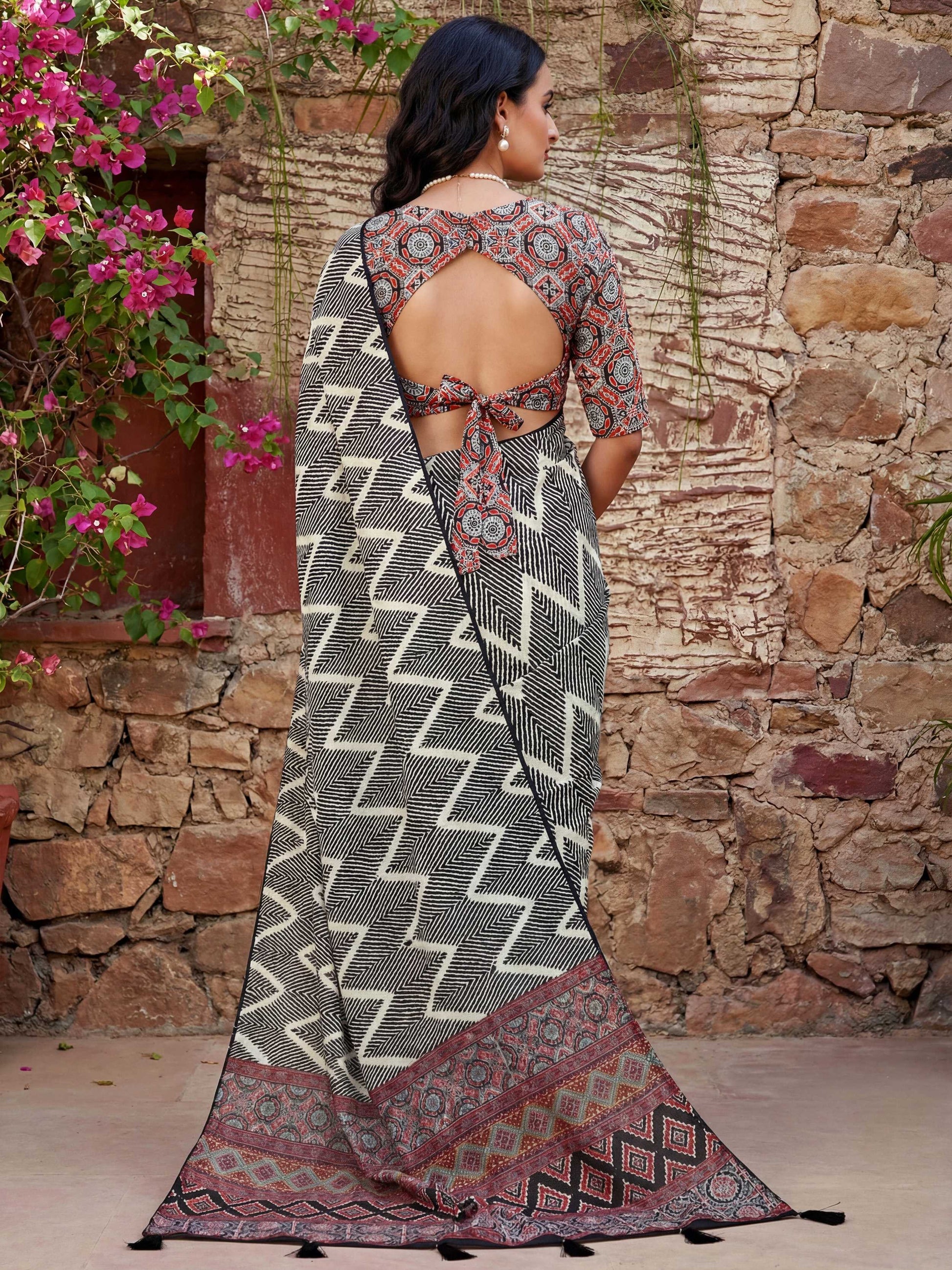 Amazeballs Black Zig-Zag Printed Crepe Office Wear Saree With Blouse