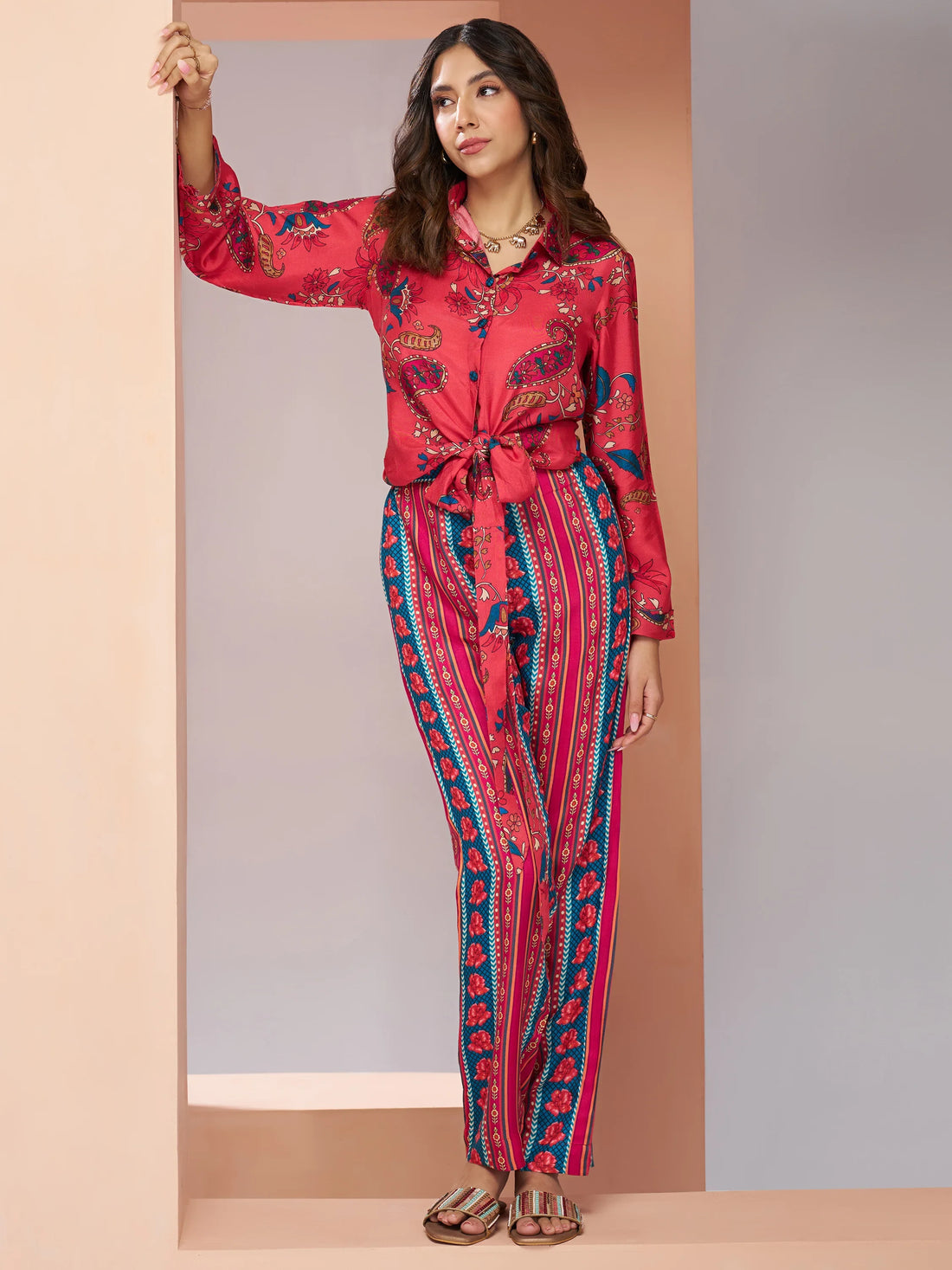 Amazing Coral Pink Digital Printed Muslin Silk Co-Ord Set - Zeel Clothing