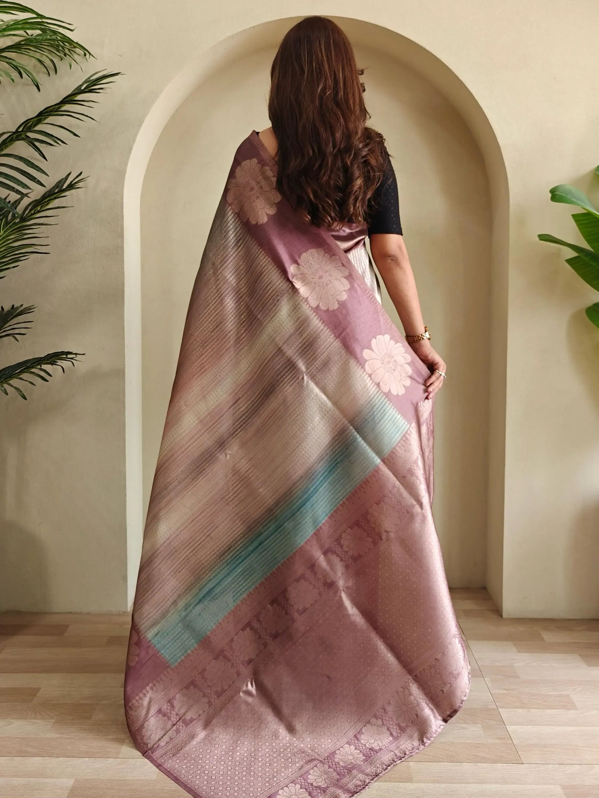 Amazing Lilac Zari Weaving Silk Designer Saree With Blouse - Zeel Clothing