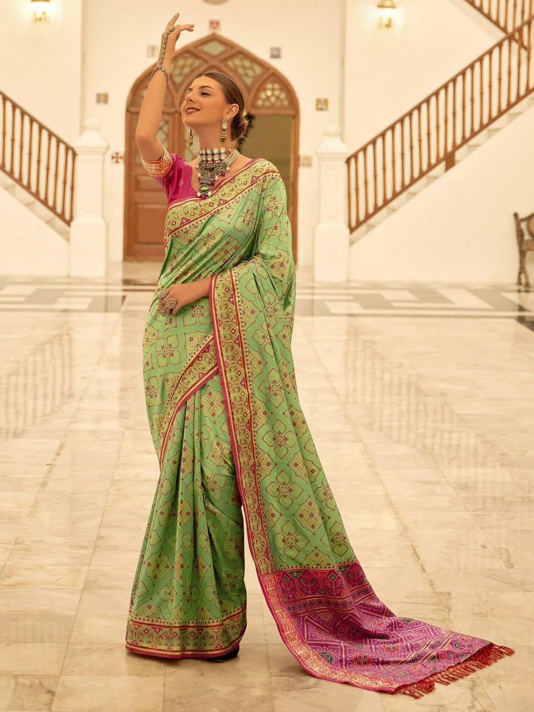 Astonishing Green Patola Printed Silk Wedding Wear Saree With Blouse