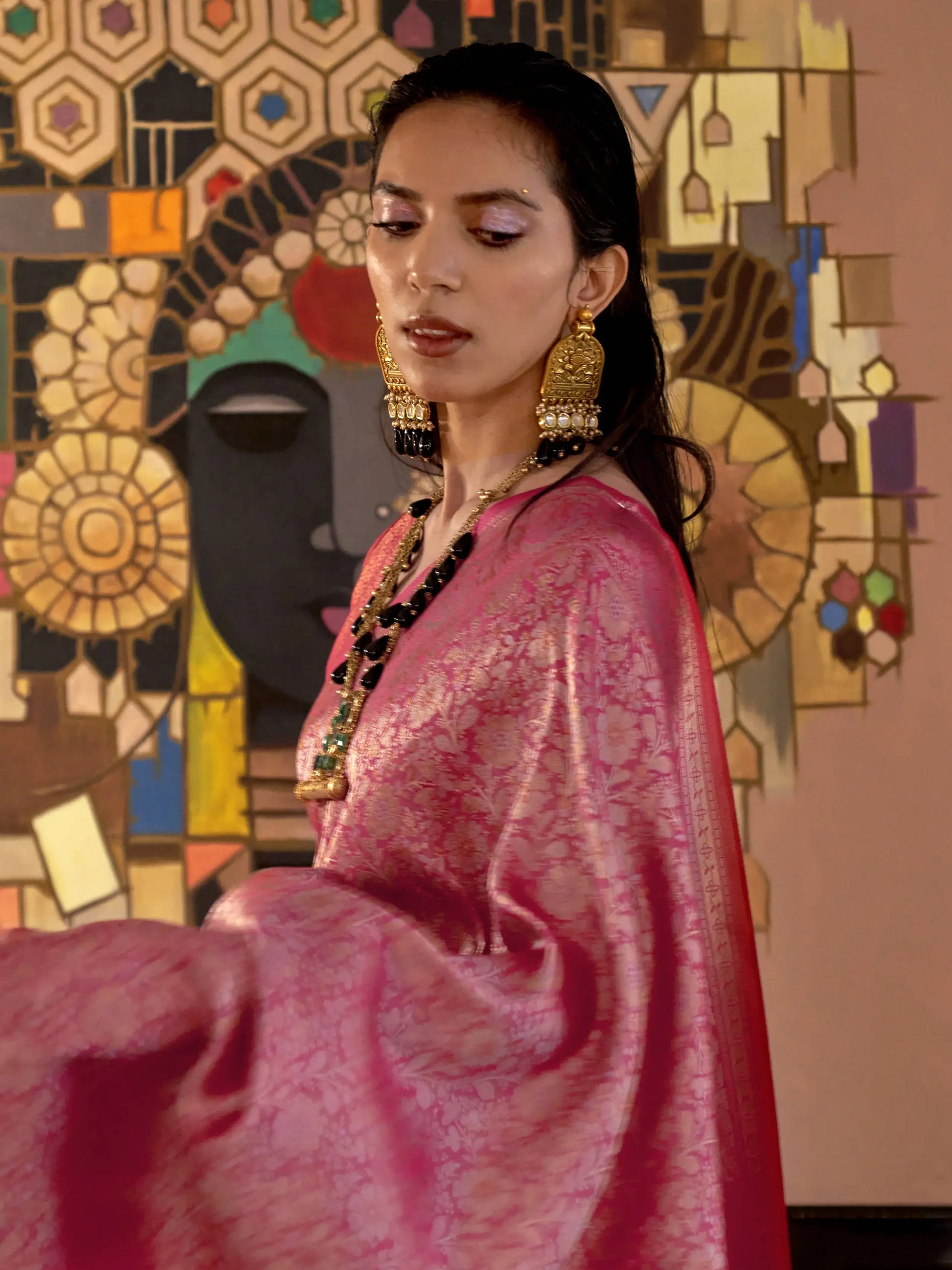 Astonishing Rani Pink Woven Silk Traditional Saree With Blouse - Zeel Clothing