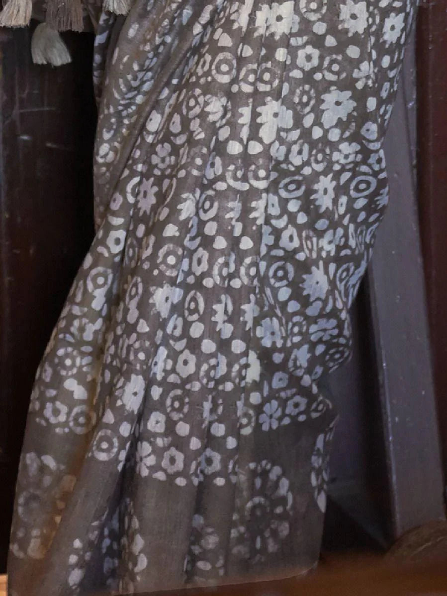 Attractive Brown Floral Printed Cotton Festival Wear Saree With Blouse