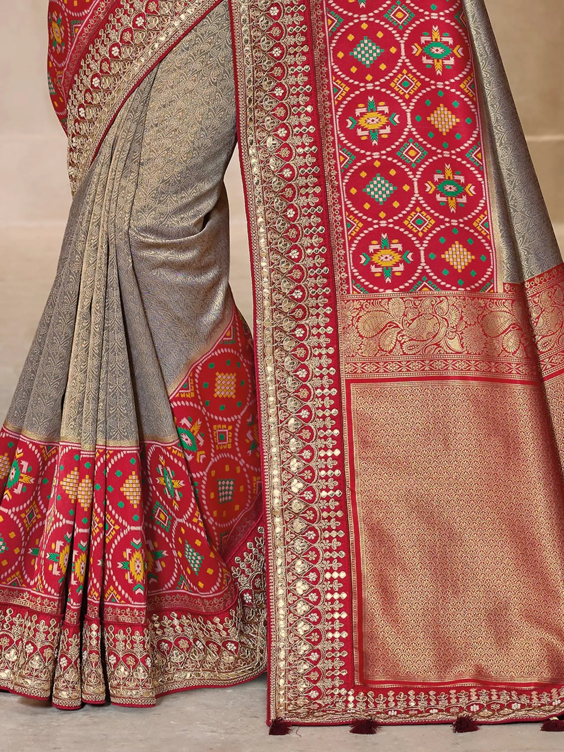 Beautiful Grey Weaving Kanjivaram Silk Event Wear Saree With Blouse - Zeel Clothing