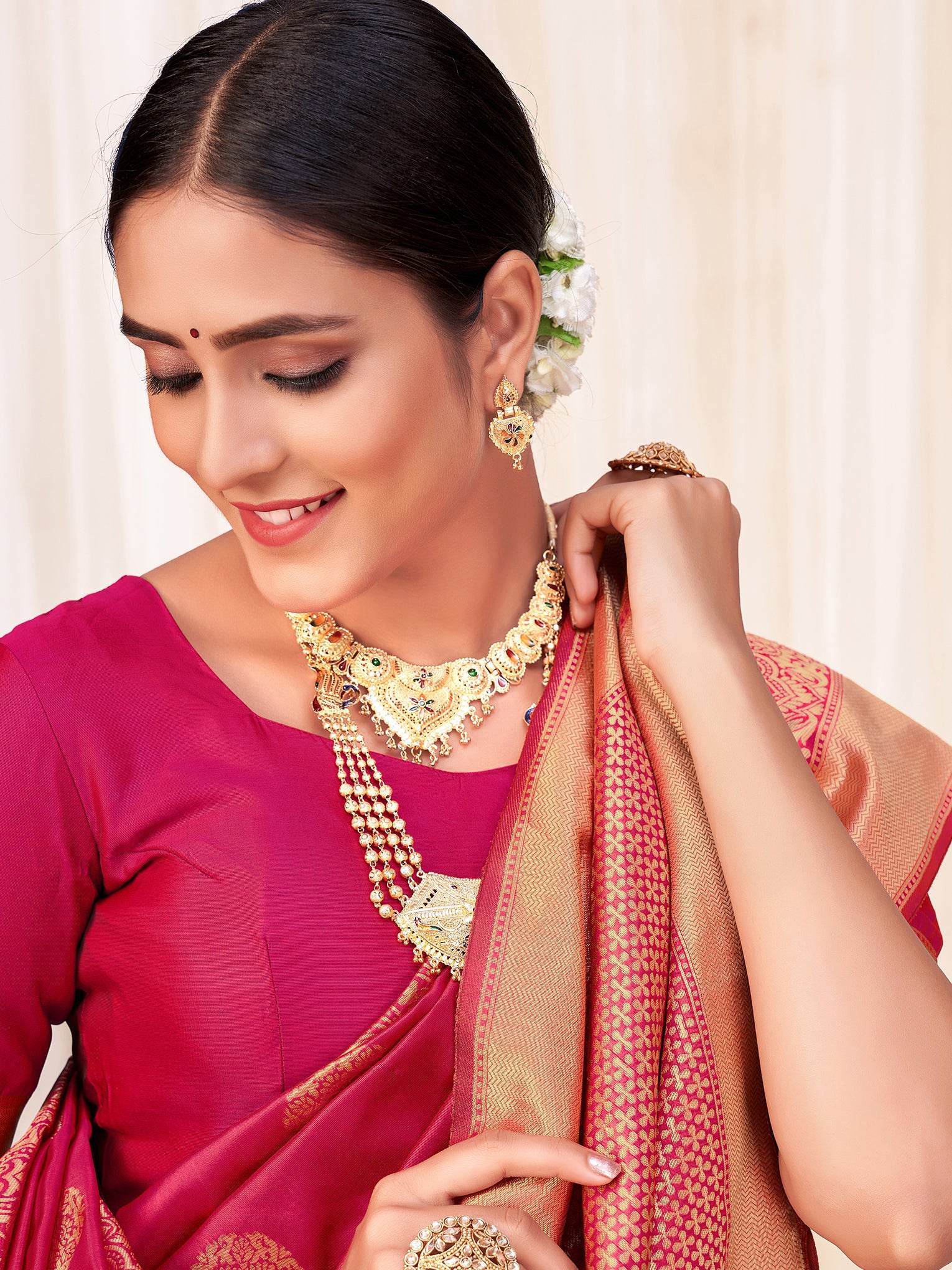 Beautiful Red Weaving Banarasi Silk Wedding Wear Saree - Zeel Clothing
