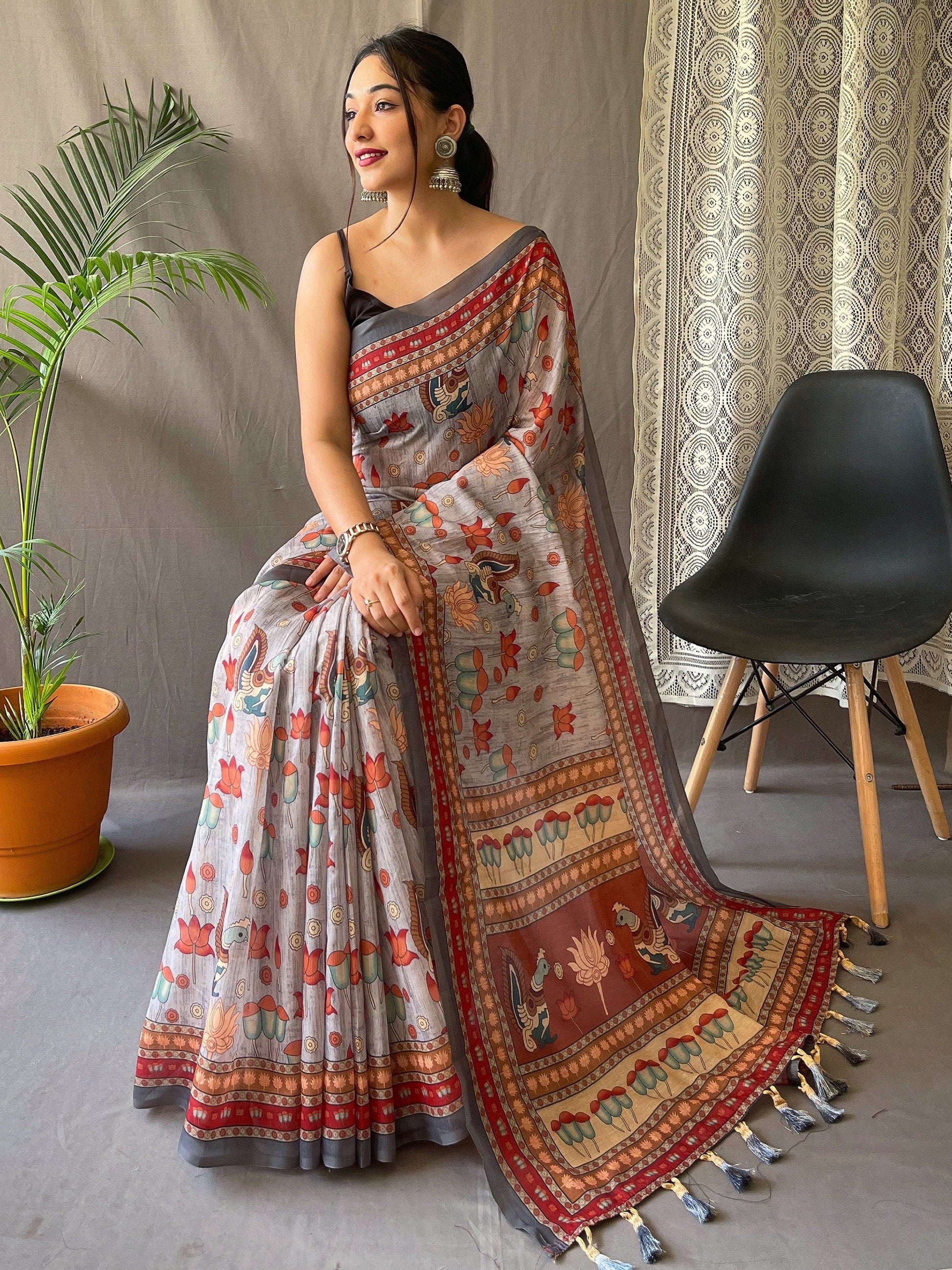 Bewitching Light Grey Kalamkari Print Cotton Traditional Saree - Zeel Clothing