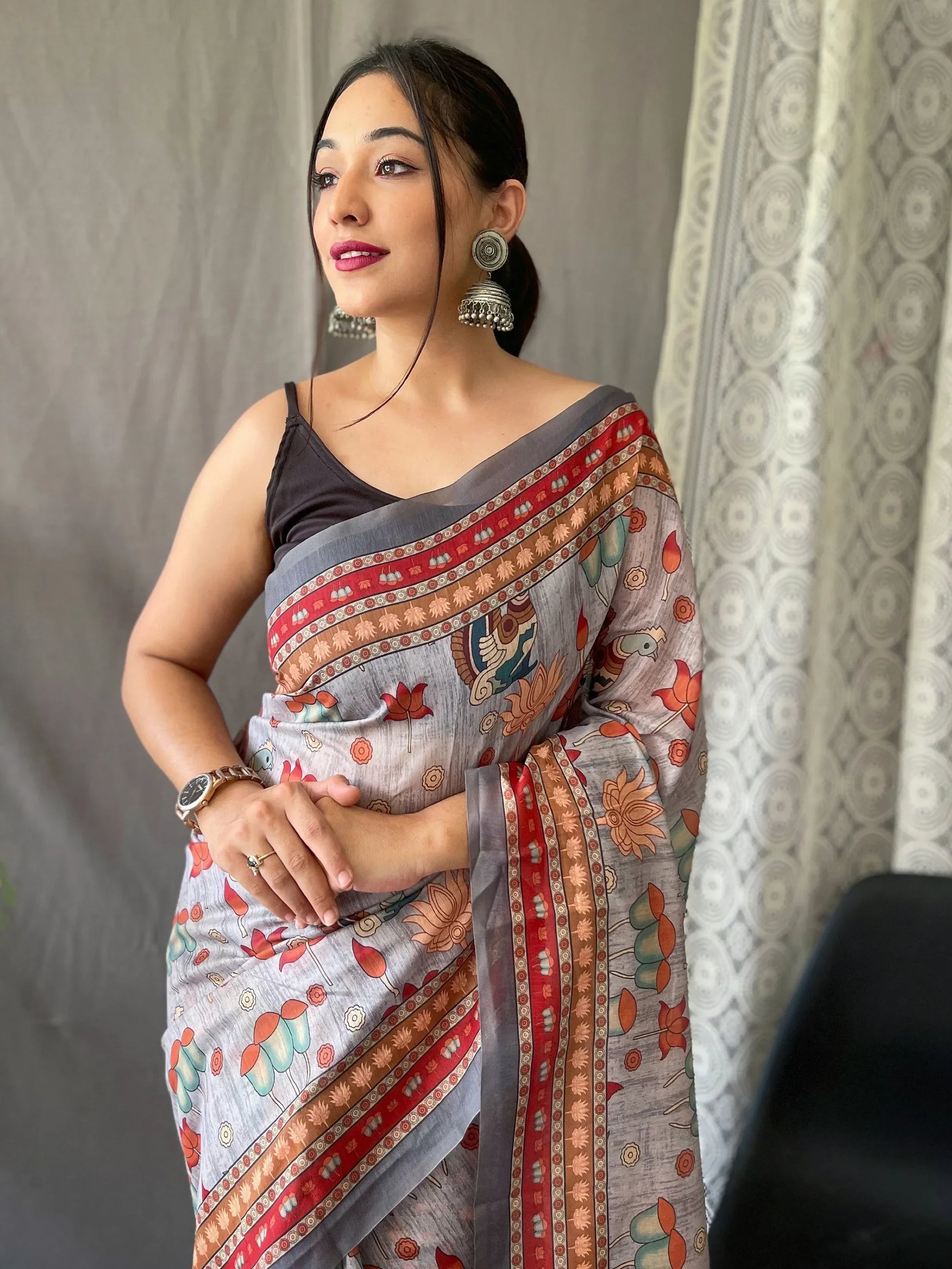 Bewitching Light Grey Kalamkari Print Cotton Traditional Saree - Zeel Clothing