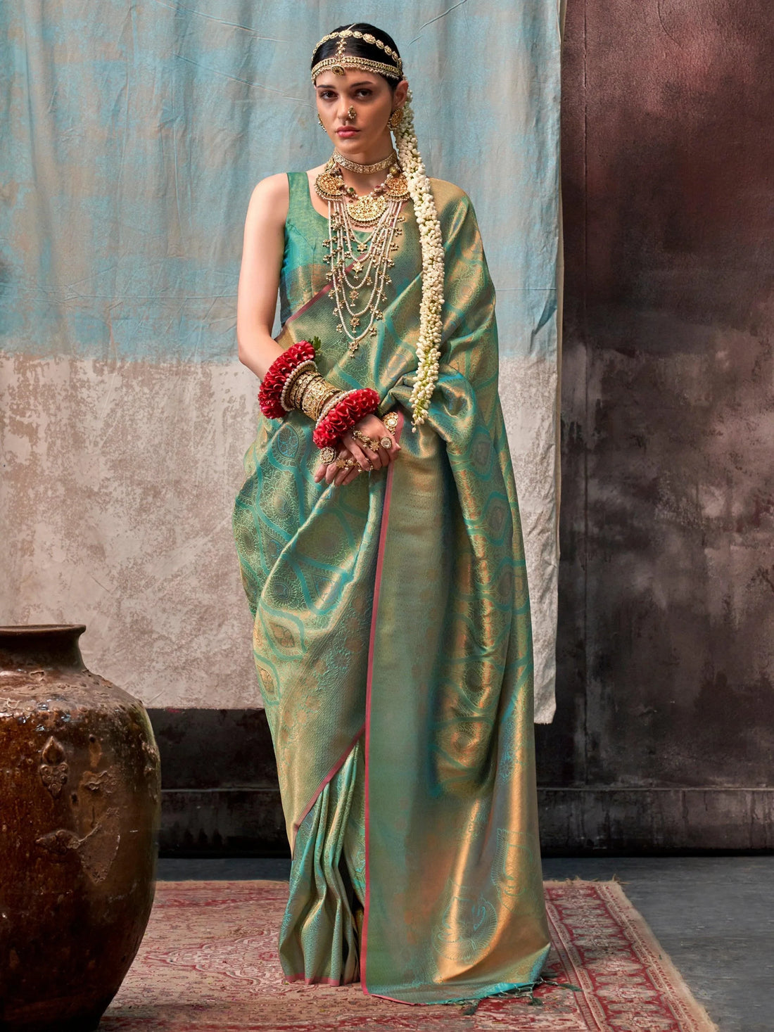 Captivating Green Zari Weaving Silk Traditional Saree With Blouse