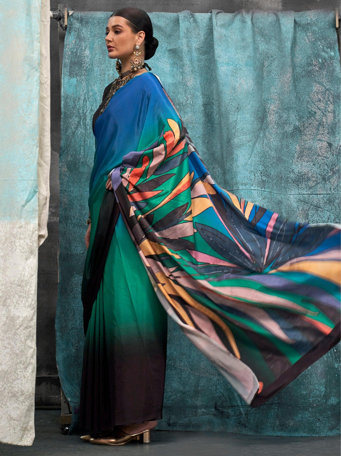 Captivating Multi-Color Printed Crape Casual Wear Saree With Blouse