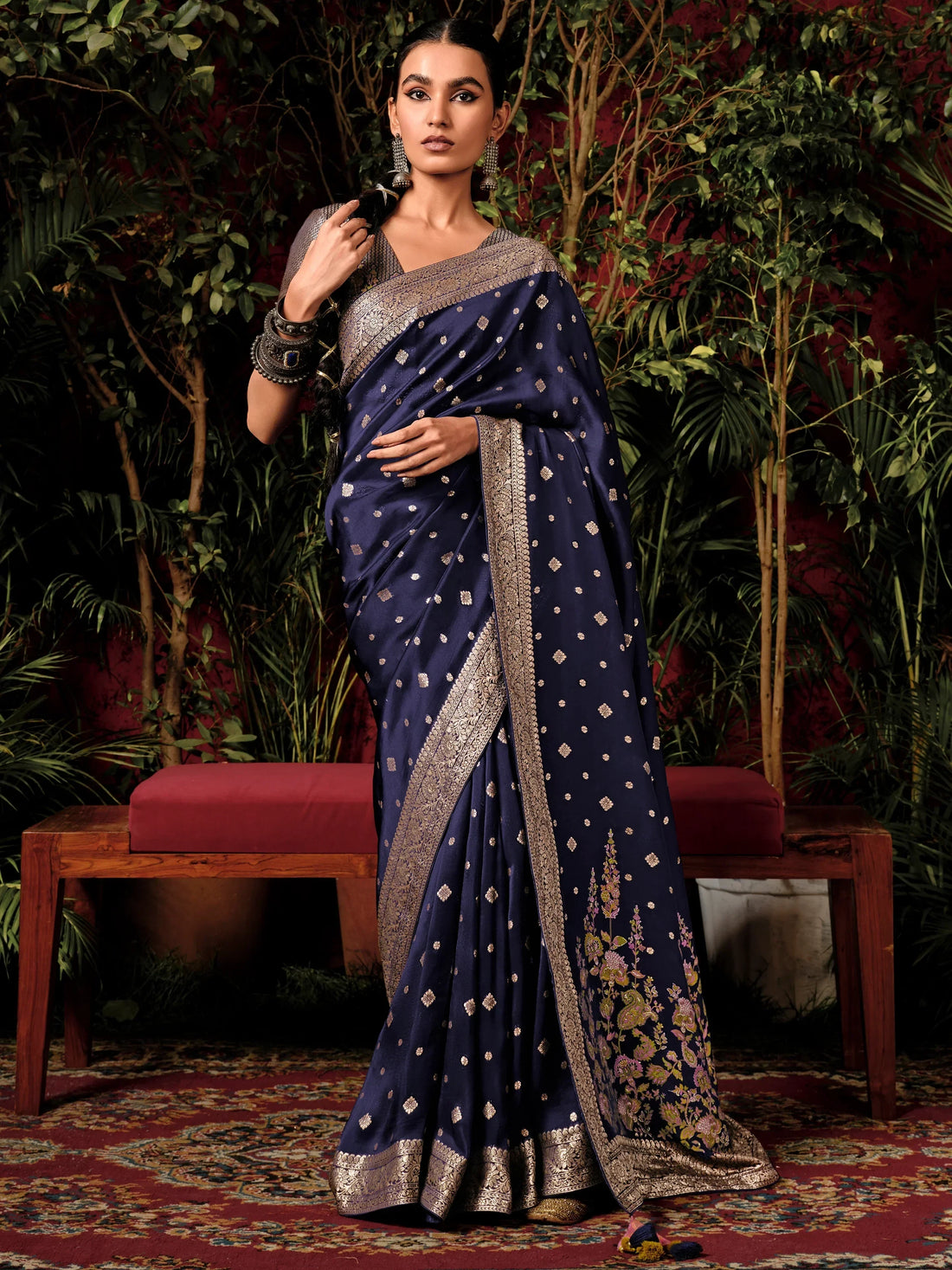 Captivating Navy Blue Zari Weaving Silk Traditional Saree With Blouse - Zeel Clothing