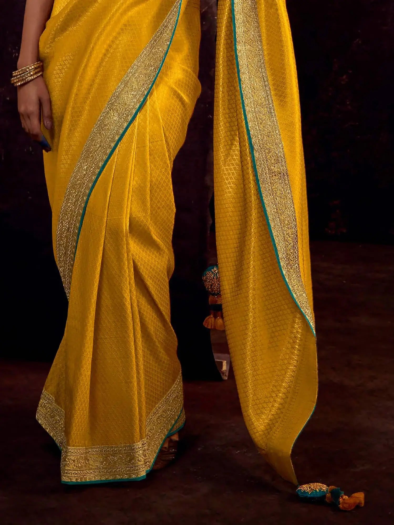 Captivating Yellow Woven Silk Haldi Wear Saree With Blouse - Zeel Clothing