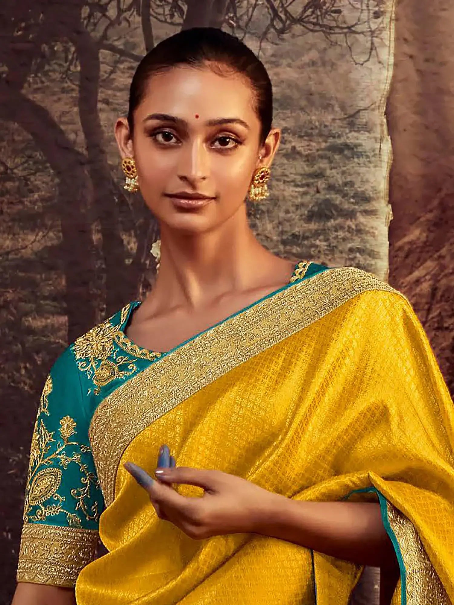Captivating Yellow Woven Silk Haldi Wear Saree With Blouse - Zeel Clothing
