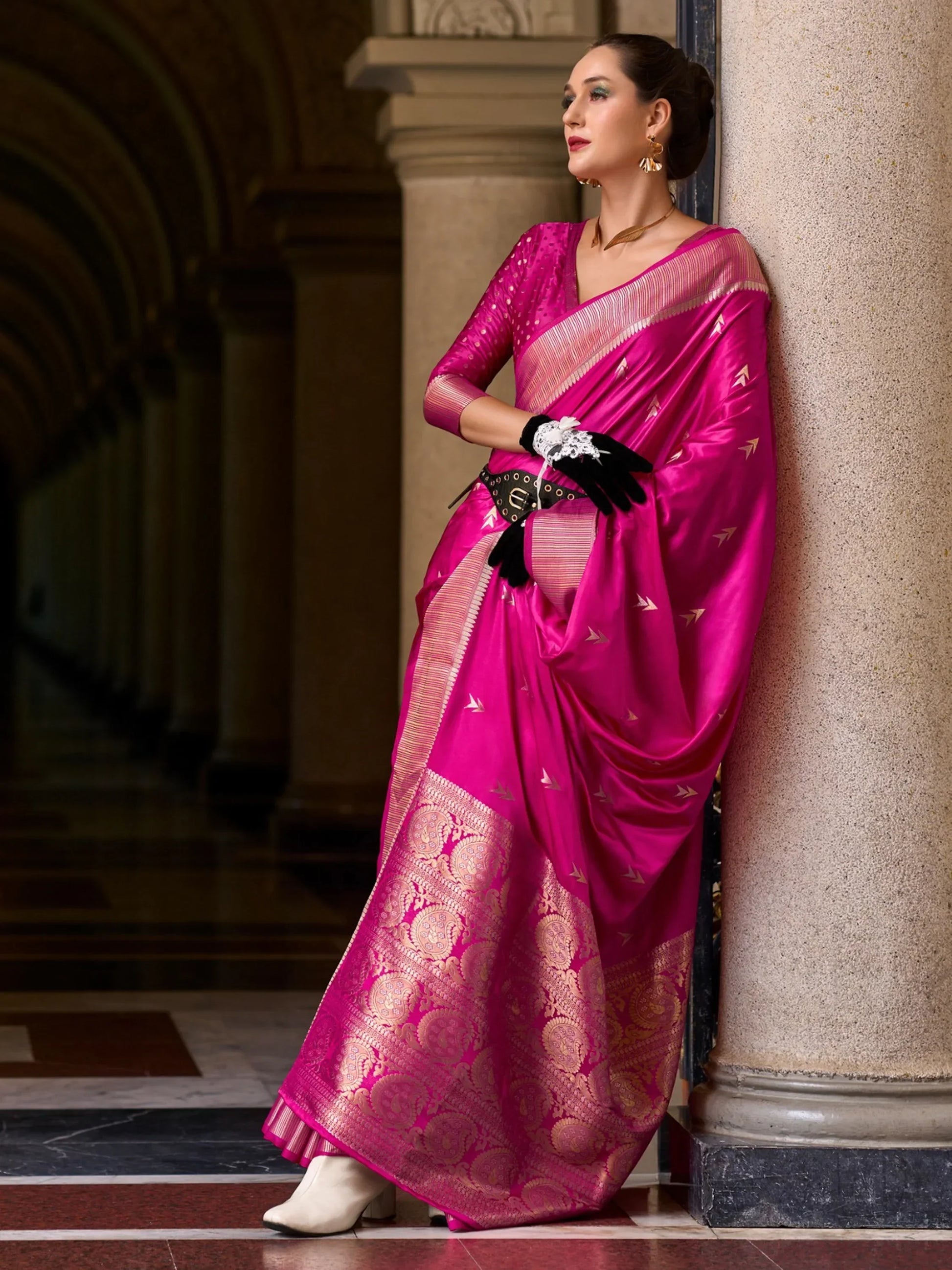 Charming Magenta Zari Weaving Silk Wedding Wear Saree With Blouse - Zeel Clothing