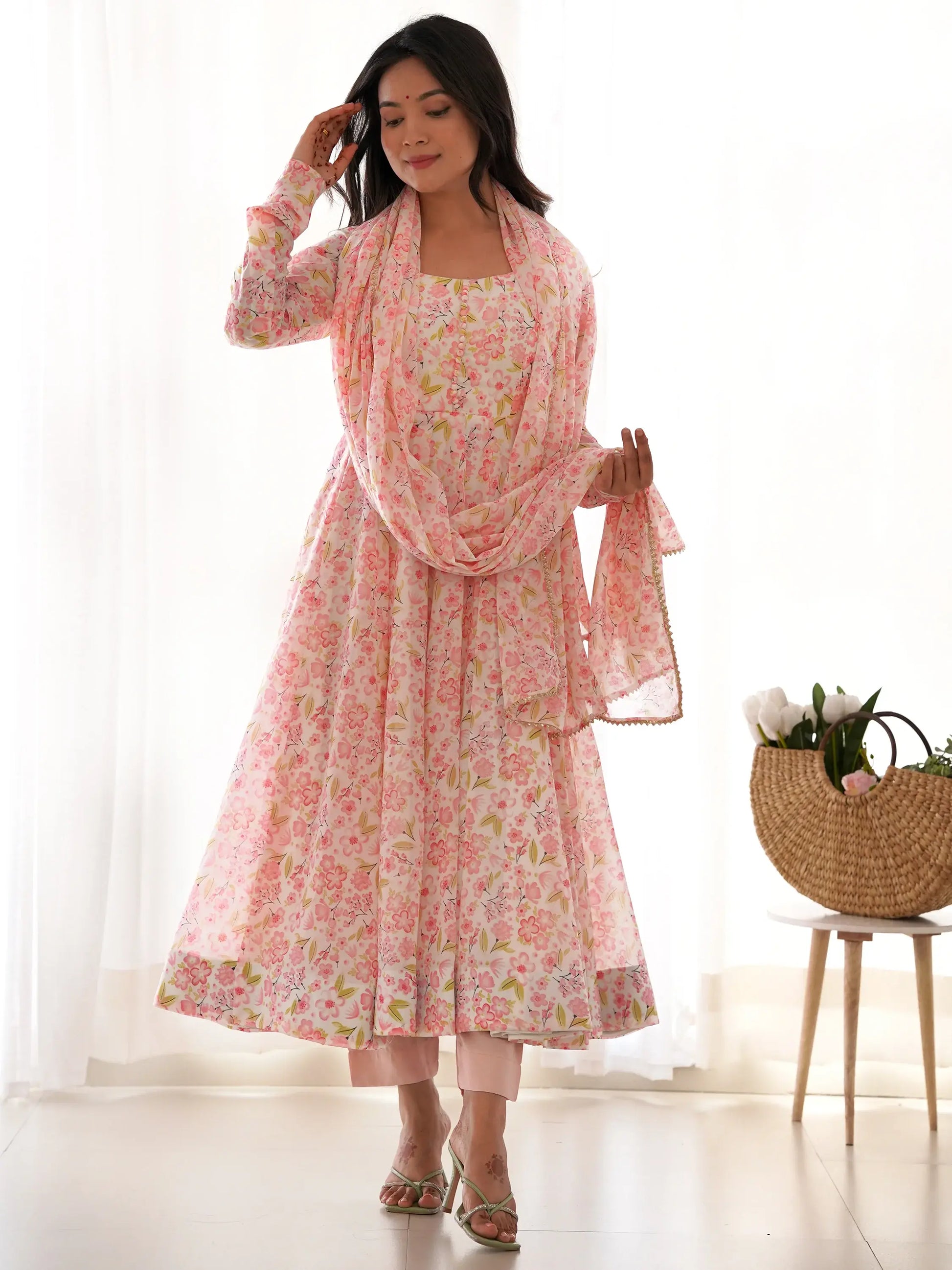 Dazzling White Floral Printed Chiffon Casual Wear Pant Suit With Dupatta - Zeel Clothing