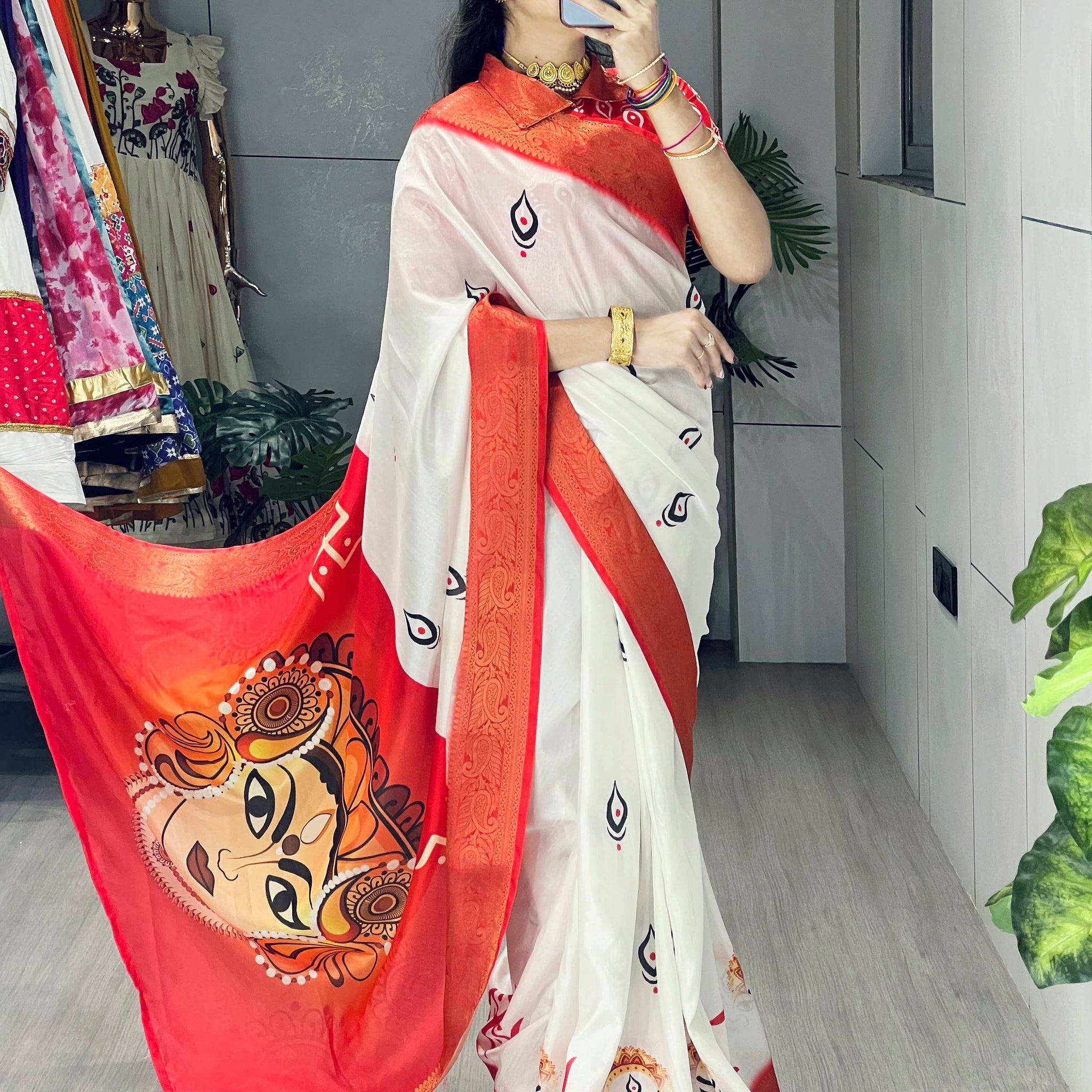 Timeless White Printed Silk Festive Special Saree With Blouse