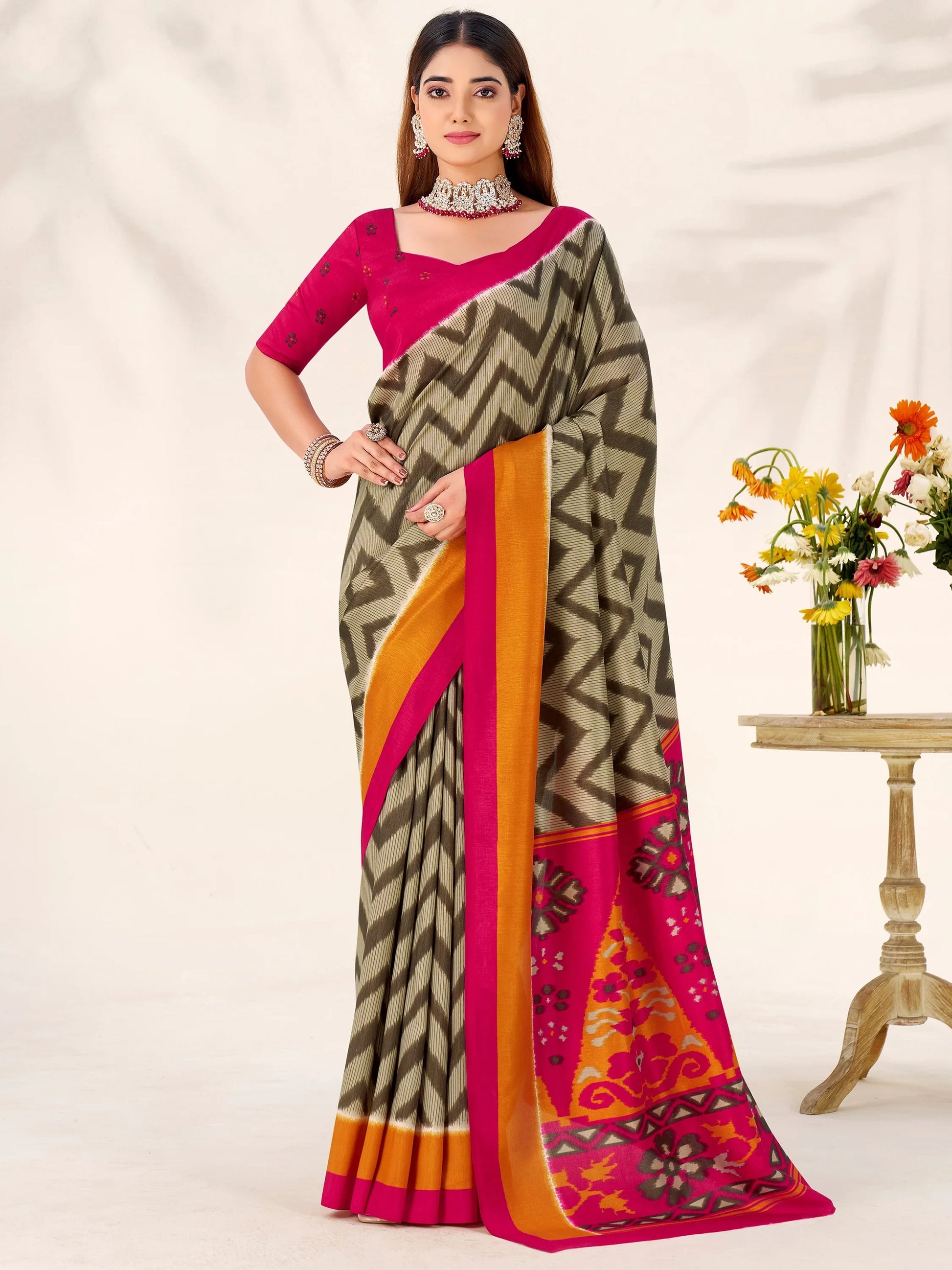 Elegant Green Printed Tussar Silk Mehendi Wear Saree With Blouse