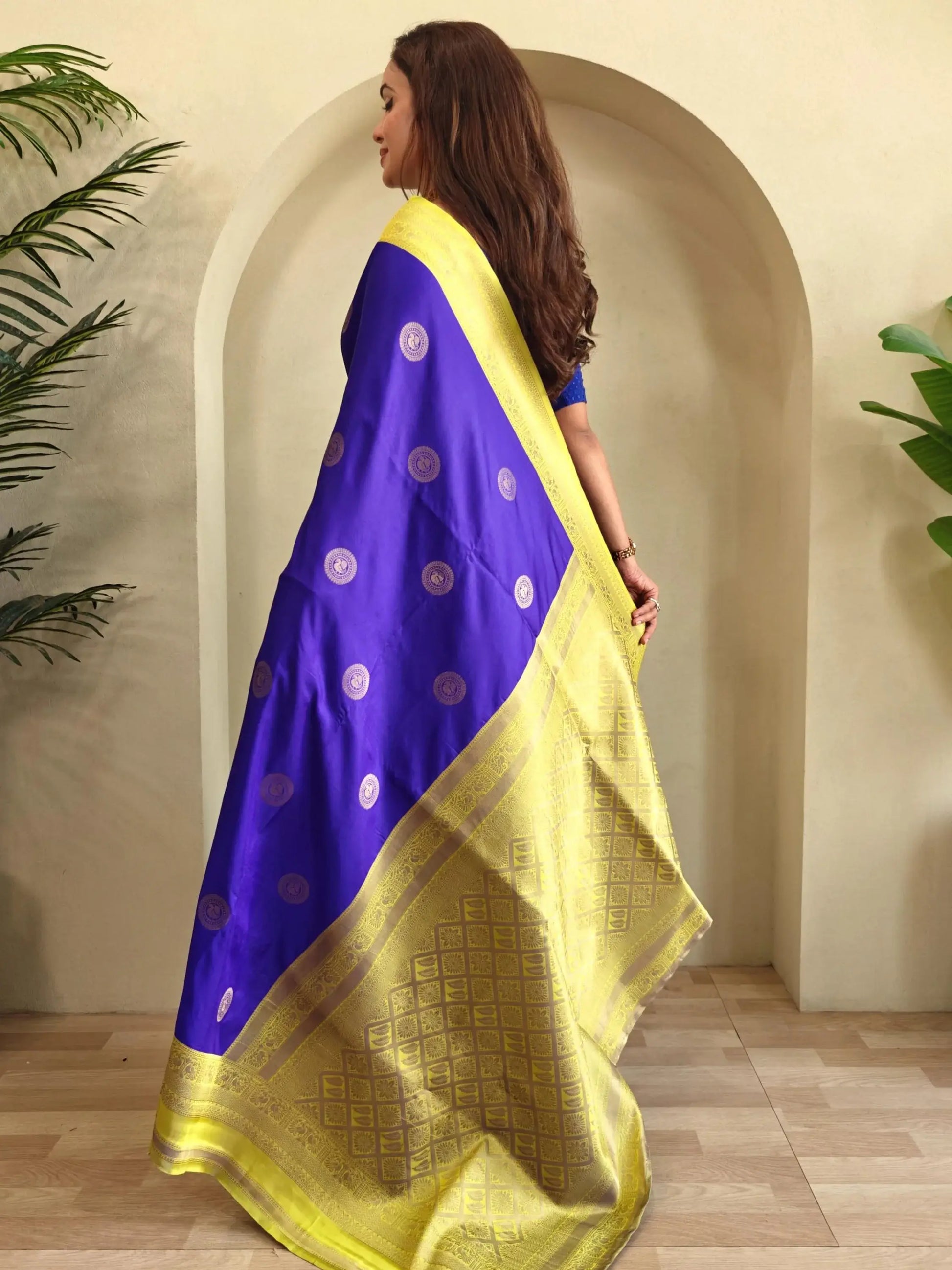 Endearing Royal Blue Zari Weaving Silk Designer Saree With Blouse - Zeel Clothing