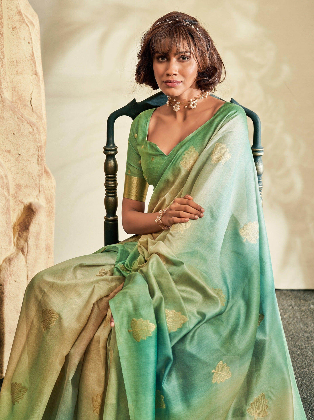 Engaging Green Thread Work Silk Traditional Saree With Blouse - Zeel Clothing