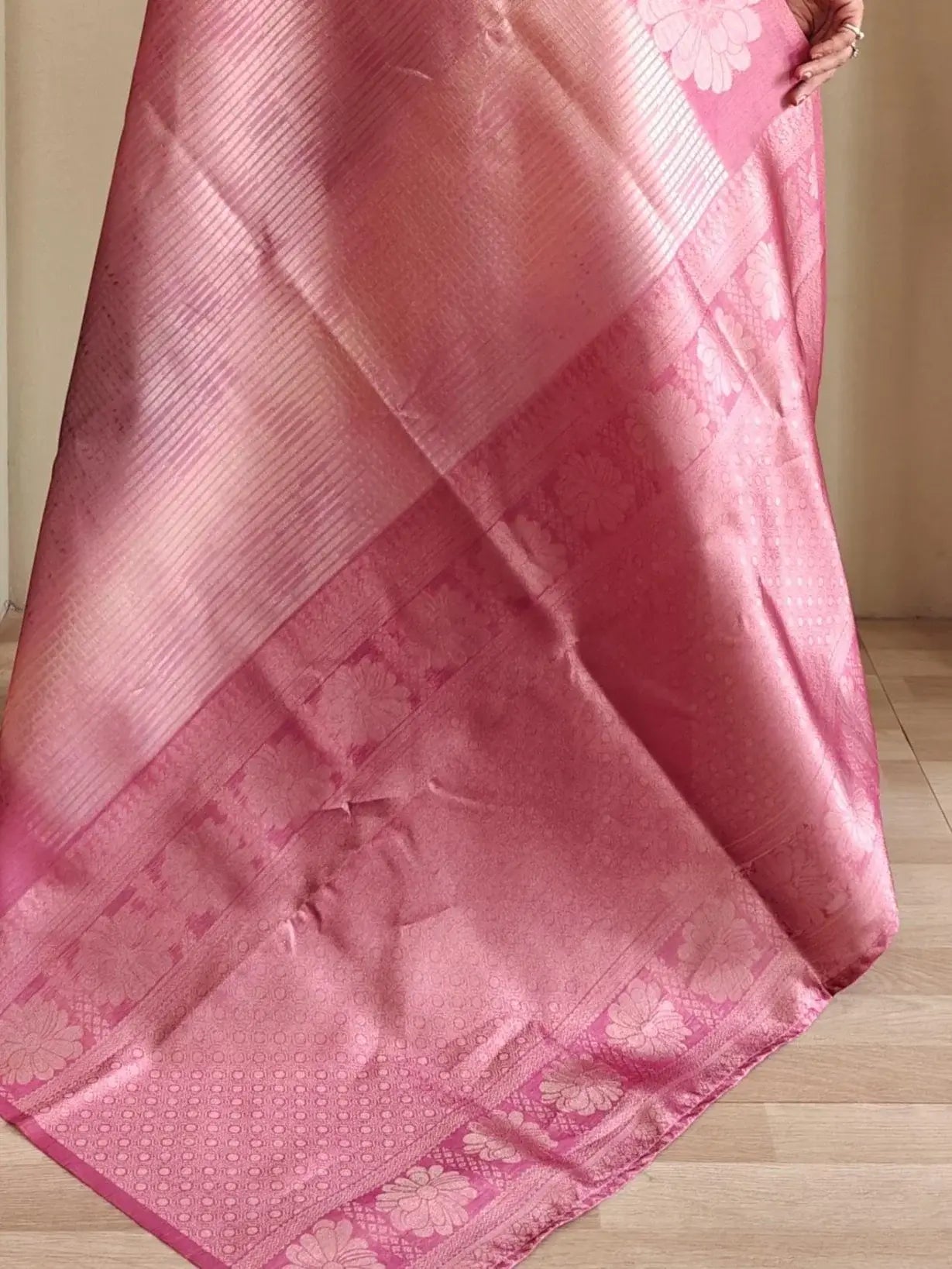 Fantastic Pink Zari Weaving Silk Traditional Saree With Blouse - Zeel Clothing