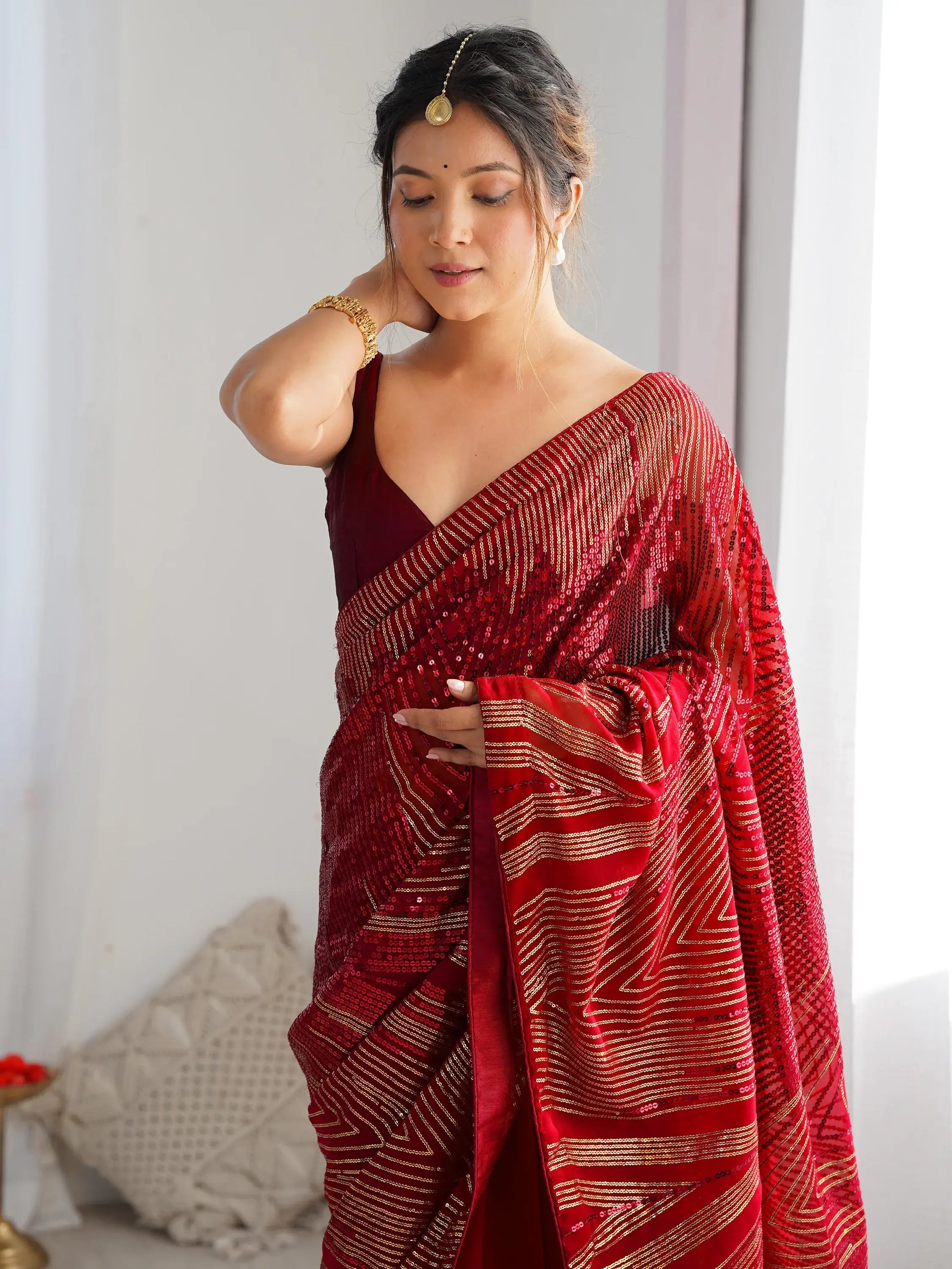 Fascinating Maroon Sequins Georgette Event Wear Saree With Blouse - Zeel Clothing