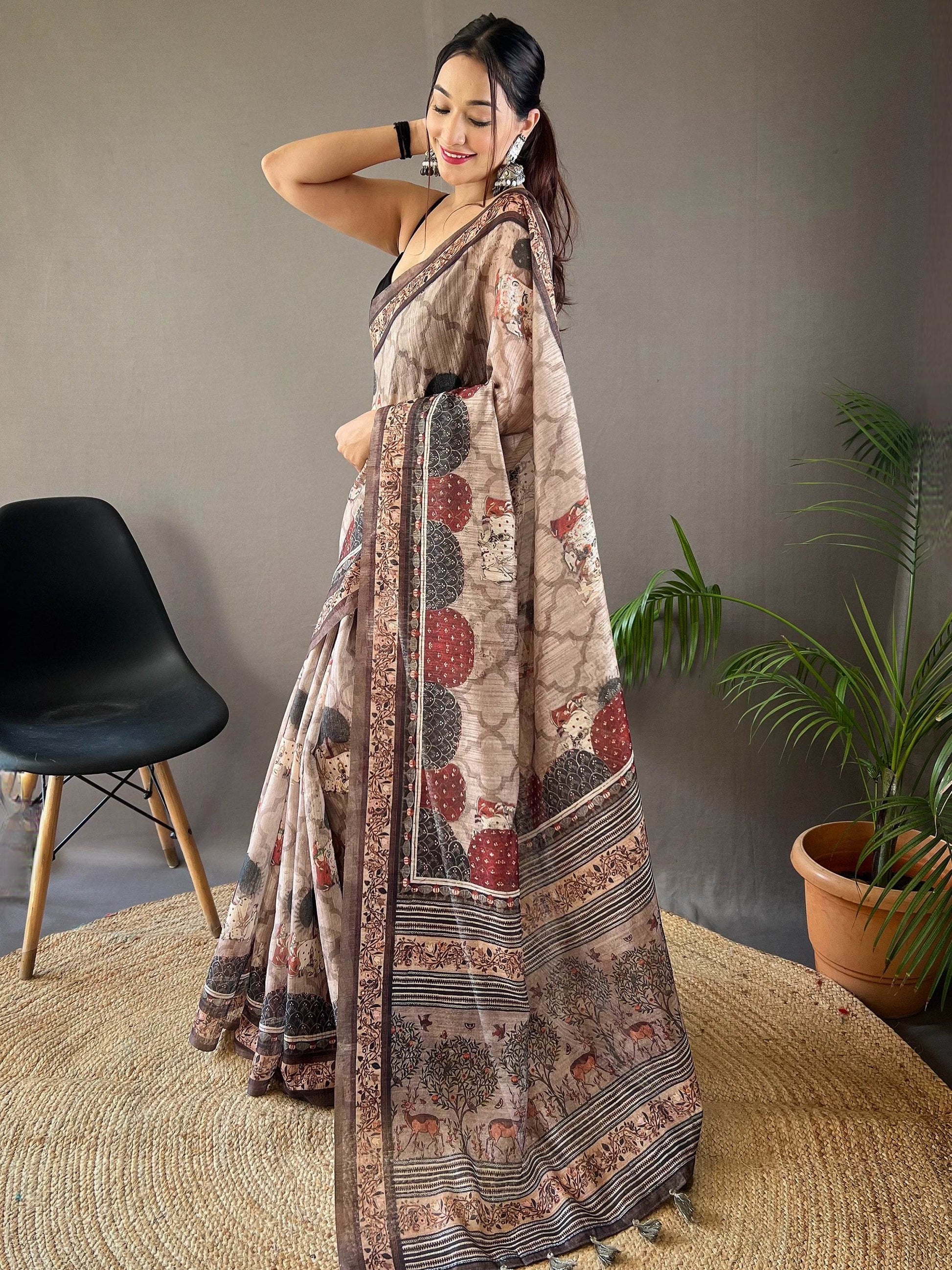 Gorgeous Off White Printed Silk Traditional Saree With Blouse - Zeel Clothing