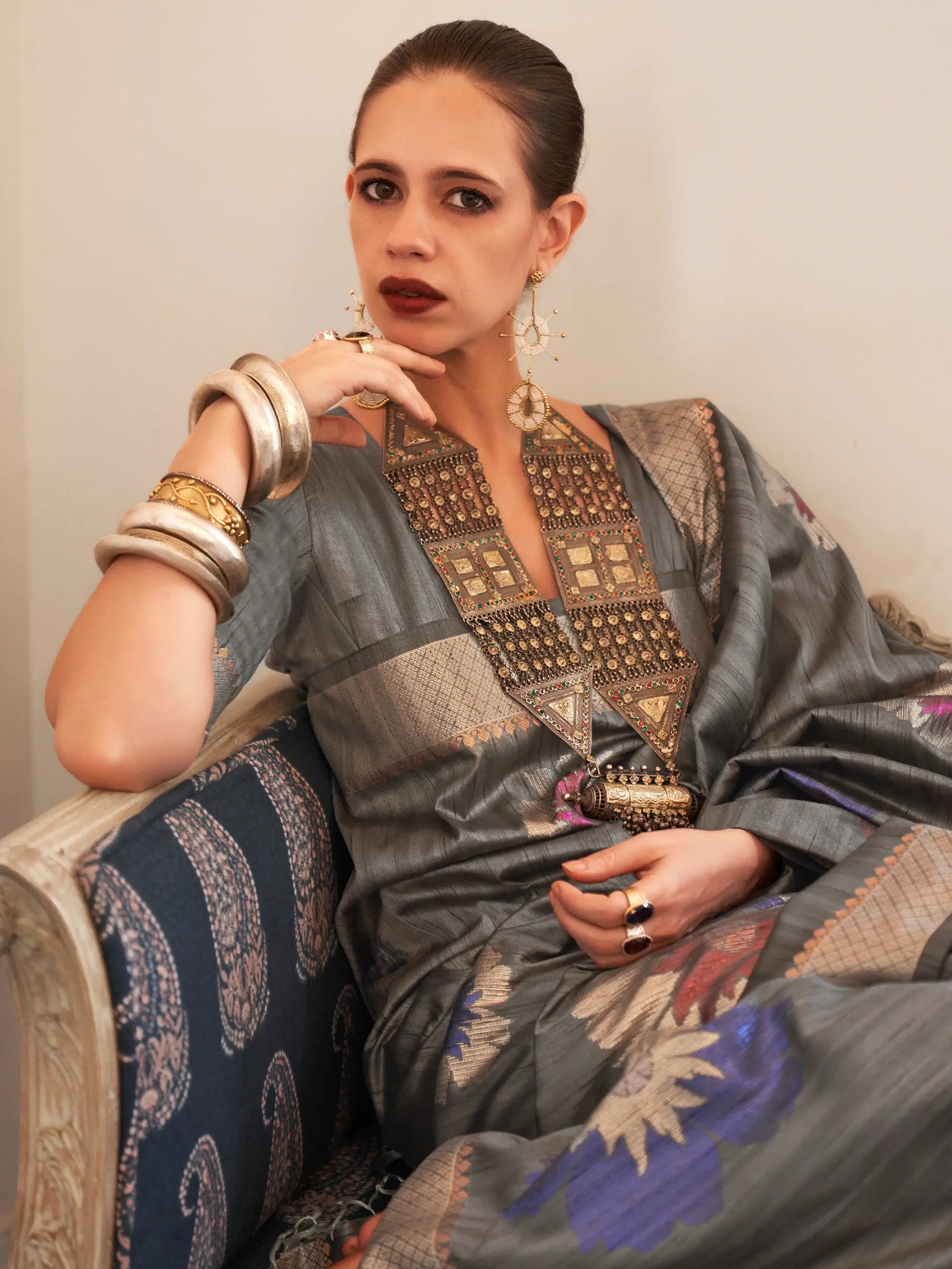 Graceful Grey Zari Weaving Silk Wedding Wear Saree With Blouse - Zeel Clothing