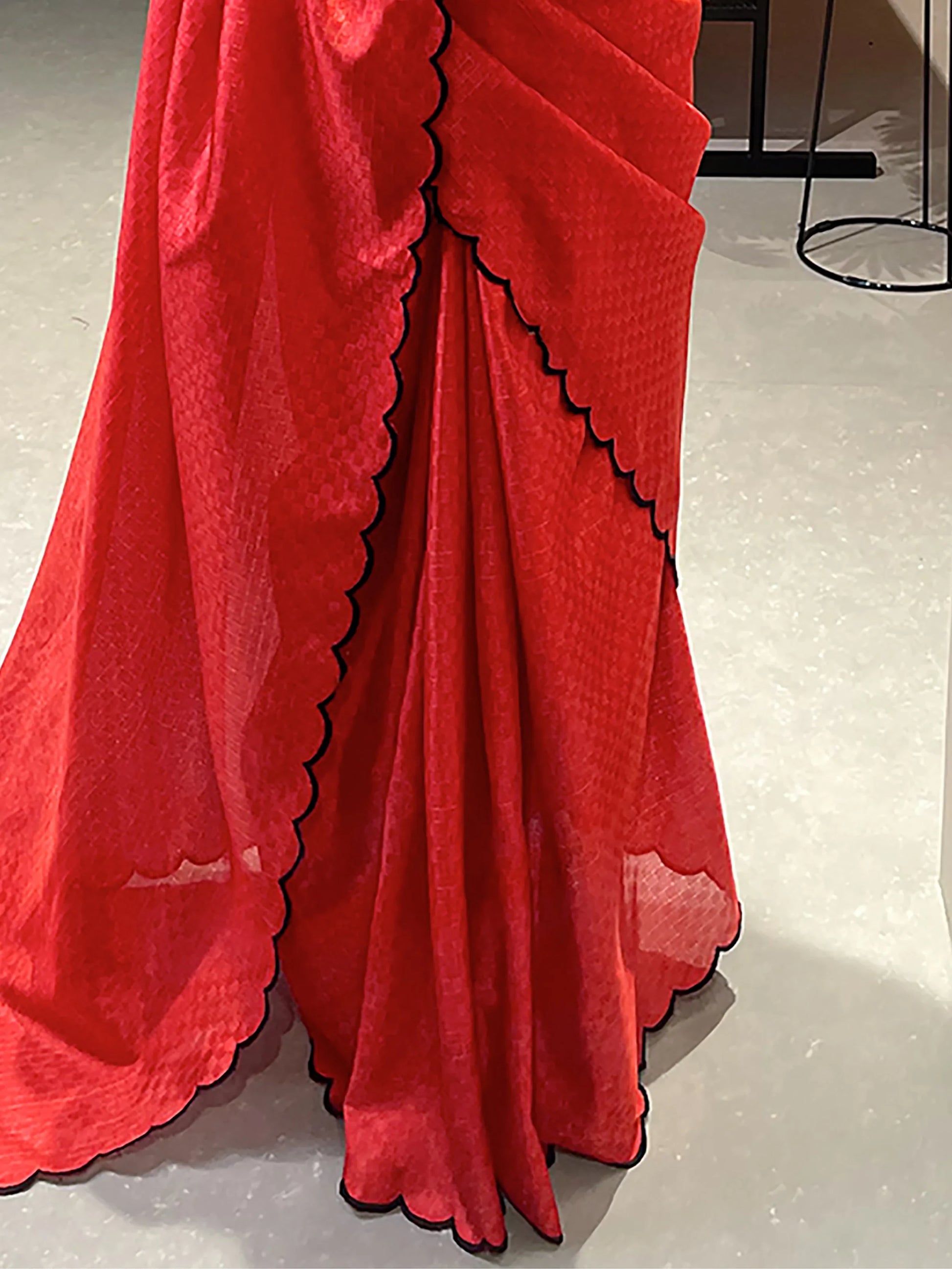 Marvelous Red Arca Work Gadhawal Chex Classic Saree With Blouse - Zeel Clothing