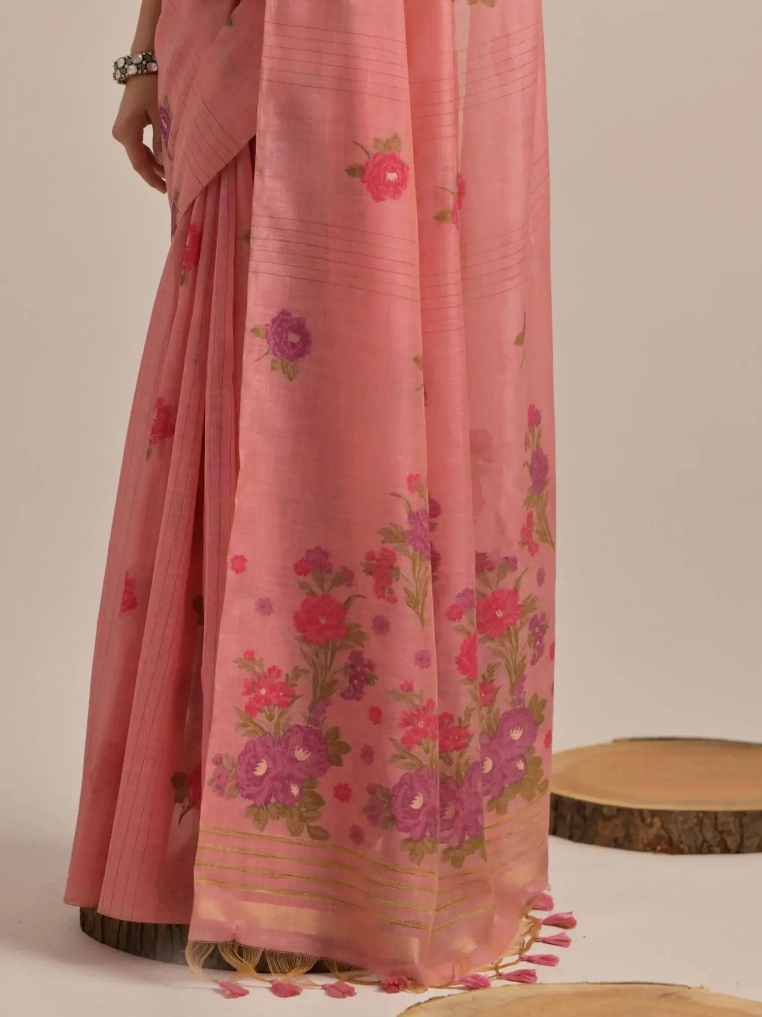 Mesmerizing Pink Floral Printed Cotton Festive Wear Saree With Blouse - Zeel Clothing