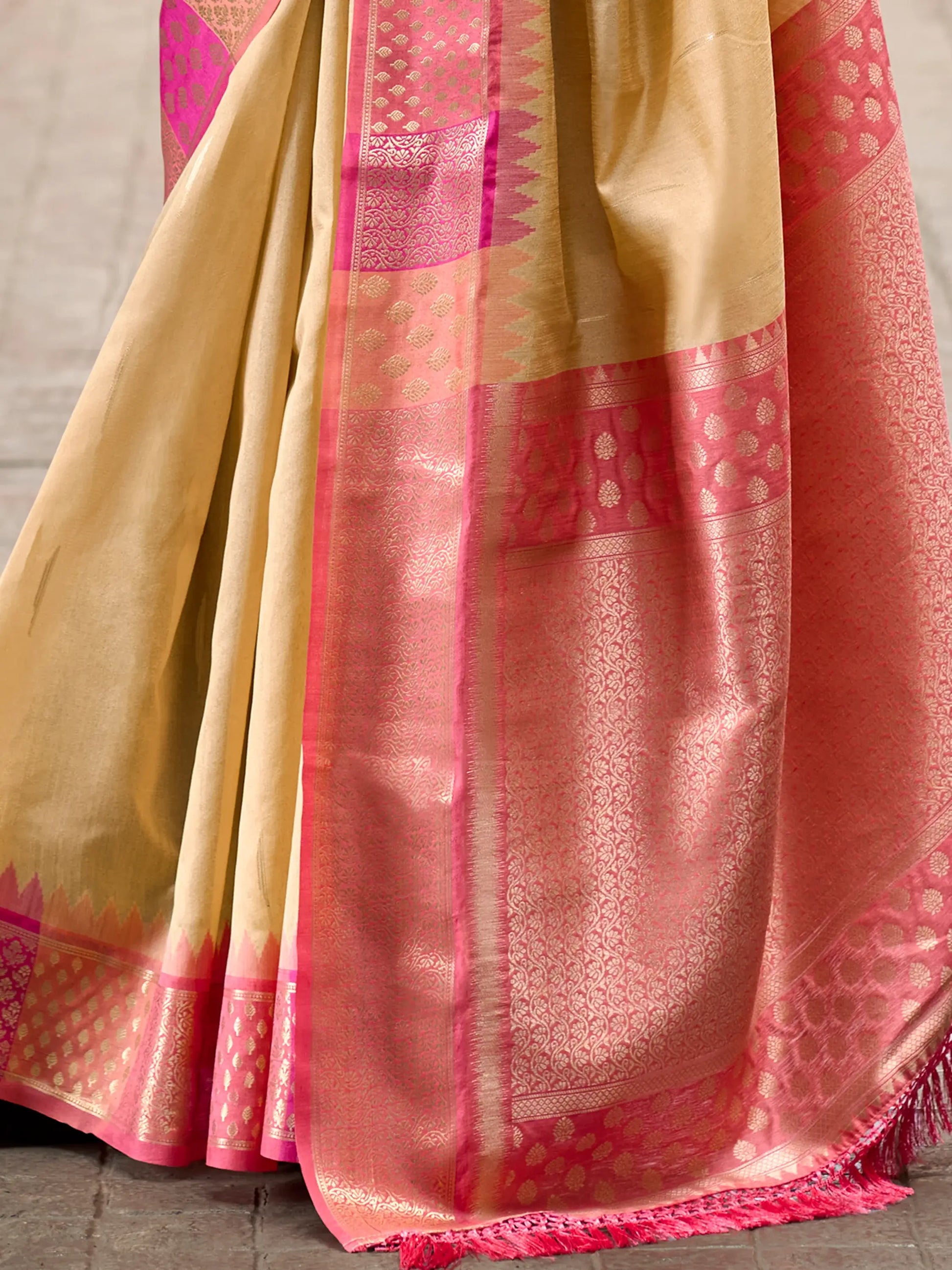 Outstanding Cream Zari Weaving Banarasi Silk Festival Wear Saree - Zeel Clothing