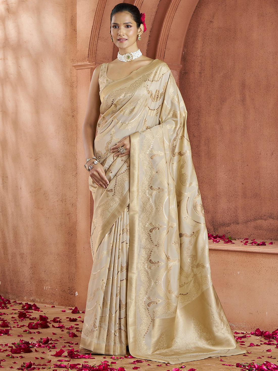Alluring Cream Zari Weaving Banarasi Silk Event Wear Saree