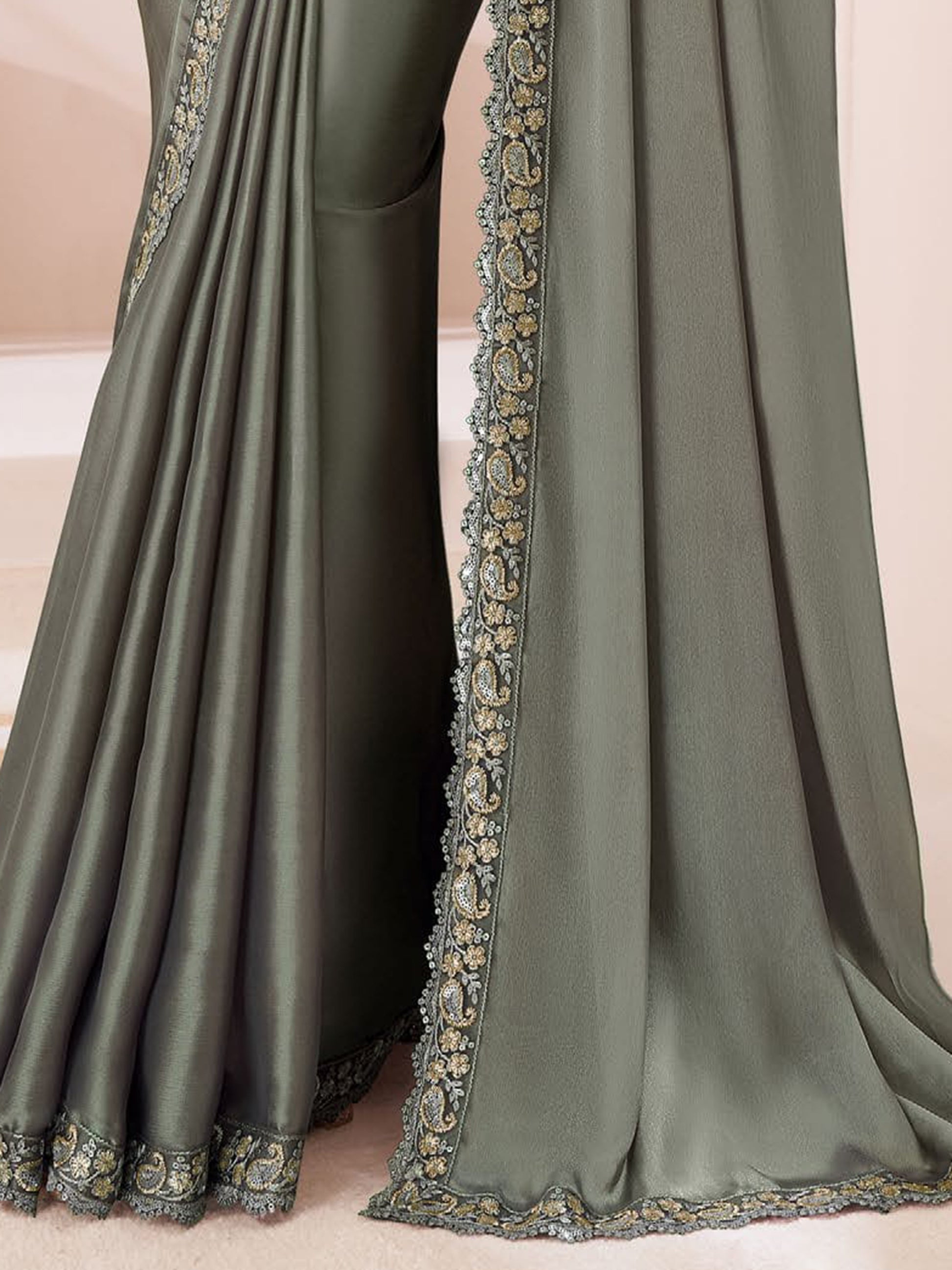 Awesome Dusty Grey Heavy Border Work Georgette Party Wear Saree