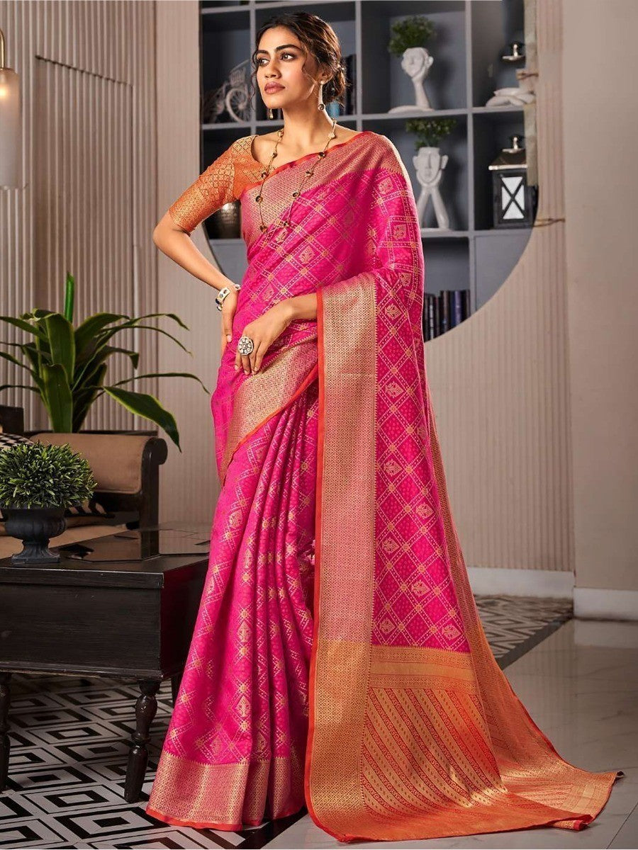 Fetching Pink Weaving Silk Reception Wear Saree With Blouse