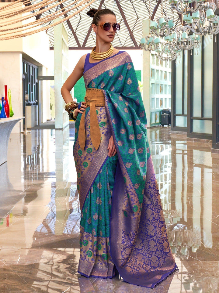 Gorgeous Green & Purple Handloom Weaving Silk Saree With Blouse