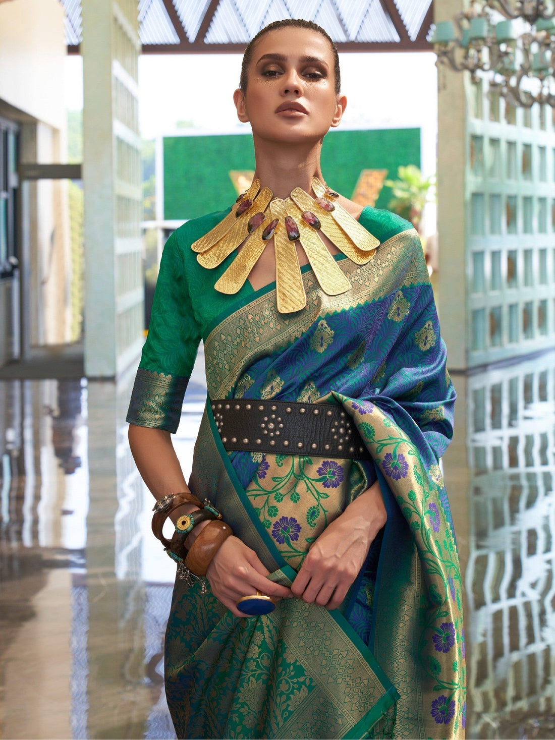 Attractive Blue & Green Handloom Weaving Silk Saree With Blouse