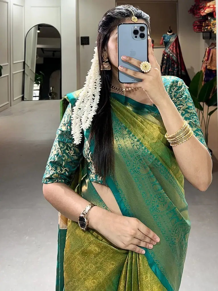 Stunning Green Zari Weaving Kanjivaram Traditional Saree With Blouse - Zeel Clothing