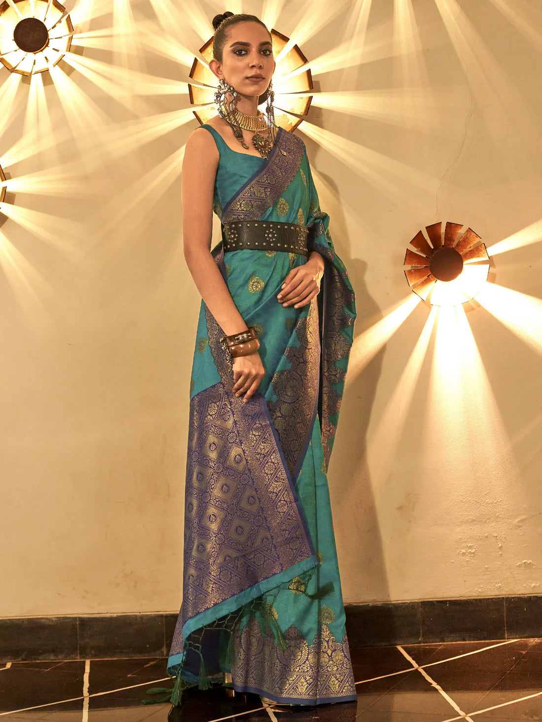 Tantalizing Teal Green Woven Silk Reception Wear Saree With Blouse - Zeel Clothing